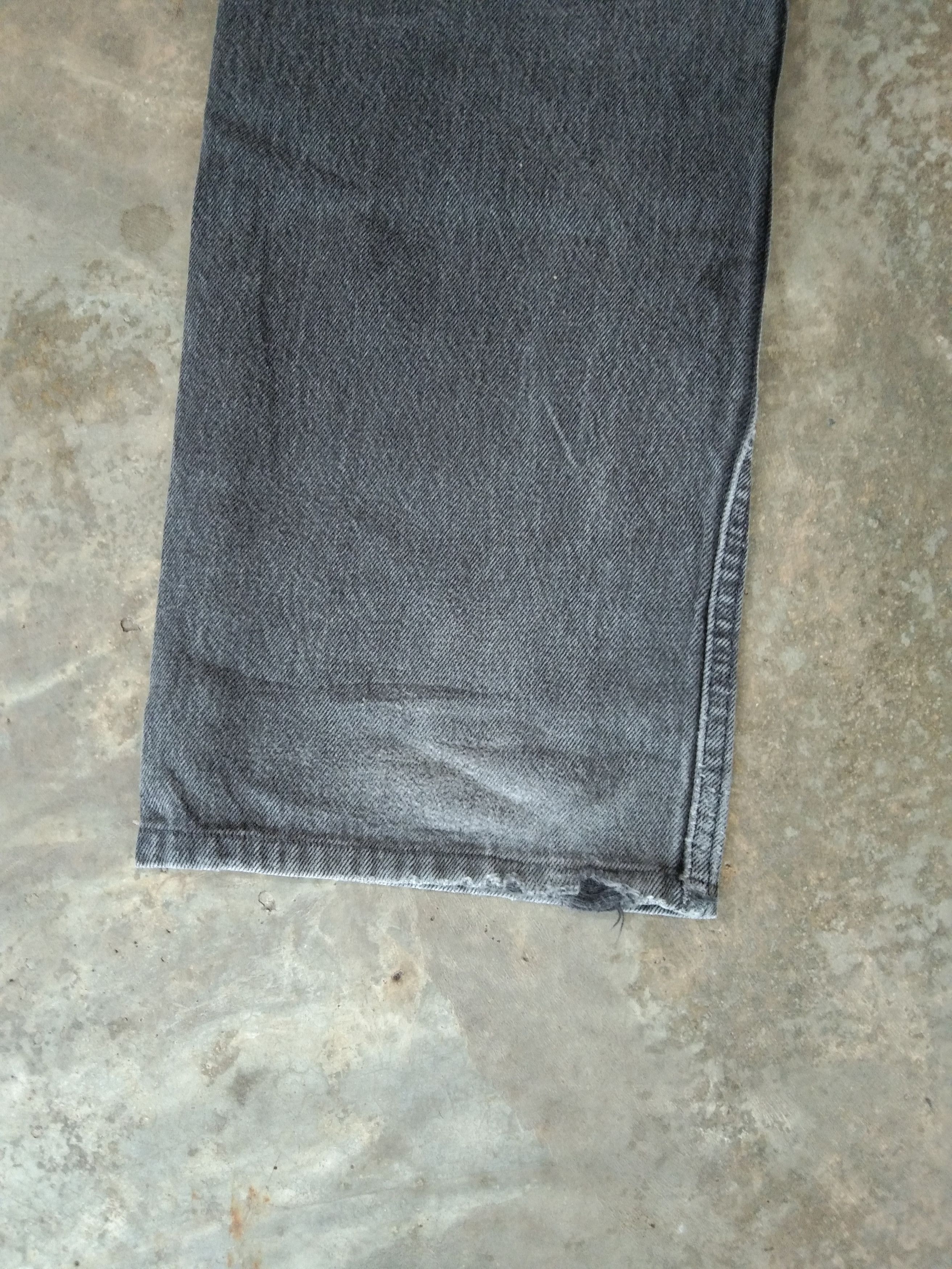 Levi's × Vintage 90s Vintage Levis 501 Black Made In USA Distressed Jeans Size US 33 - 5 Thumbnail