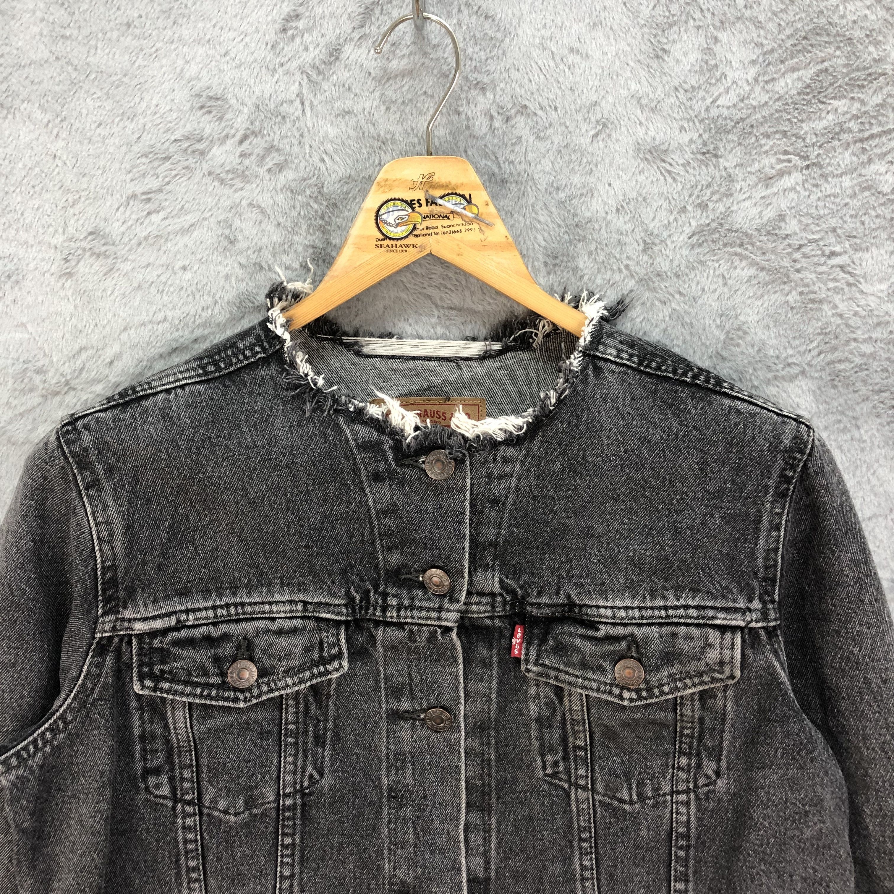 Levi's Levi's 35936 Distressed Raw Hem Black Denim Jacket #4698-164 Size M / US 6-8 / IT 42-44 - 2 Thumbnail