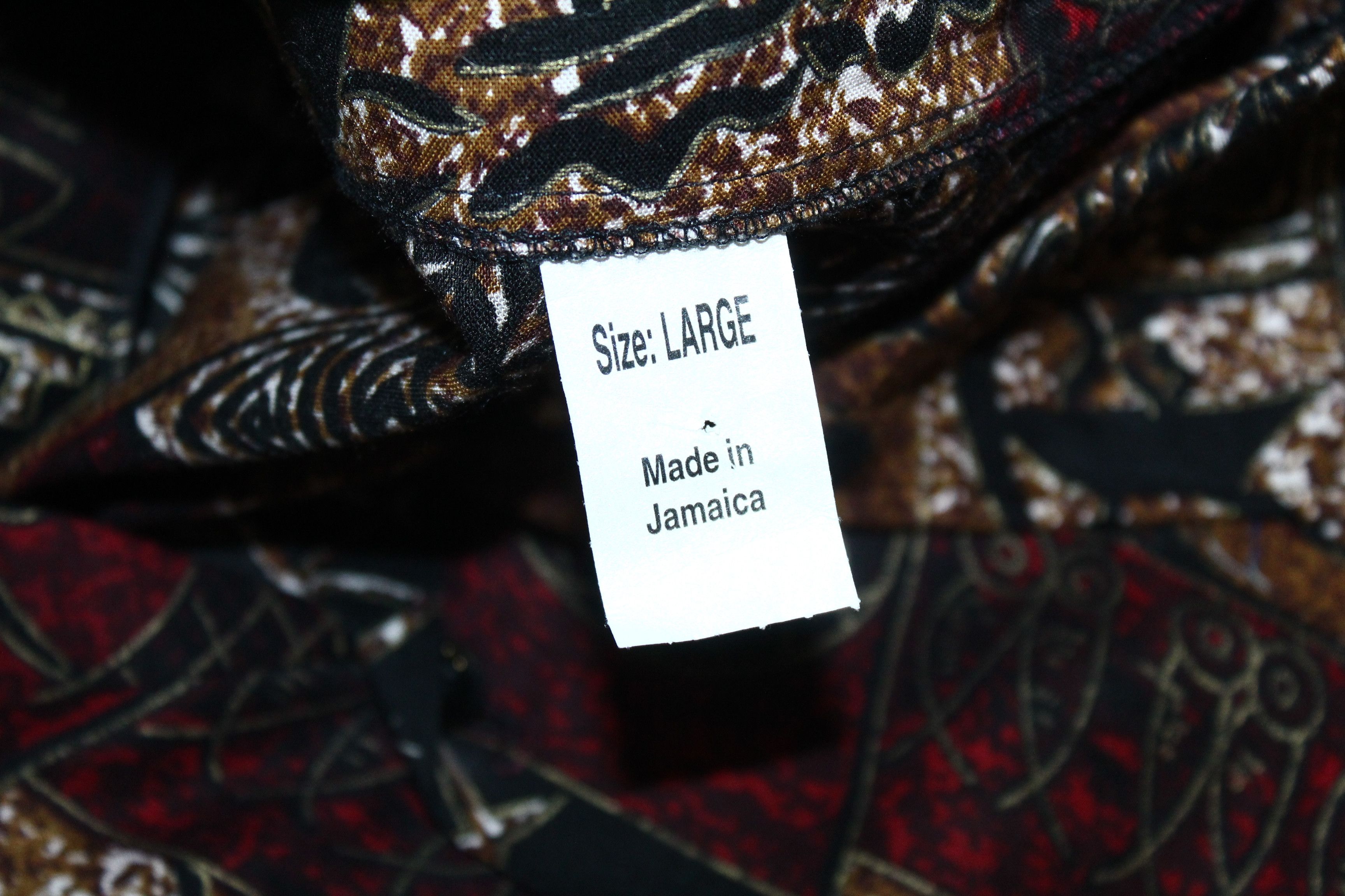 Japanese Brand Rare Vintage Abstract Art Hawaiian Shirt. Made in Jamaica Size US XL / EU 56 / 4 - 4 Thumbnail