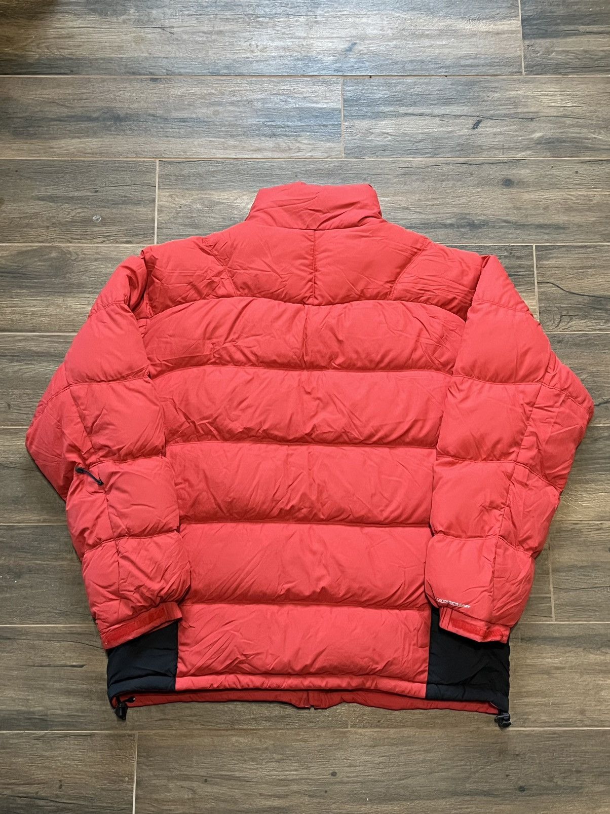 Nike × Nike ACG Vintage Nike ACG Nylon Puffer Bomber Red Jacket Size US L / EU 52-54 / 3 - 4 Thumbnail