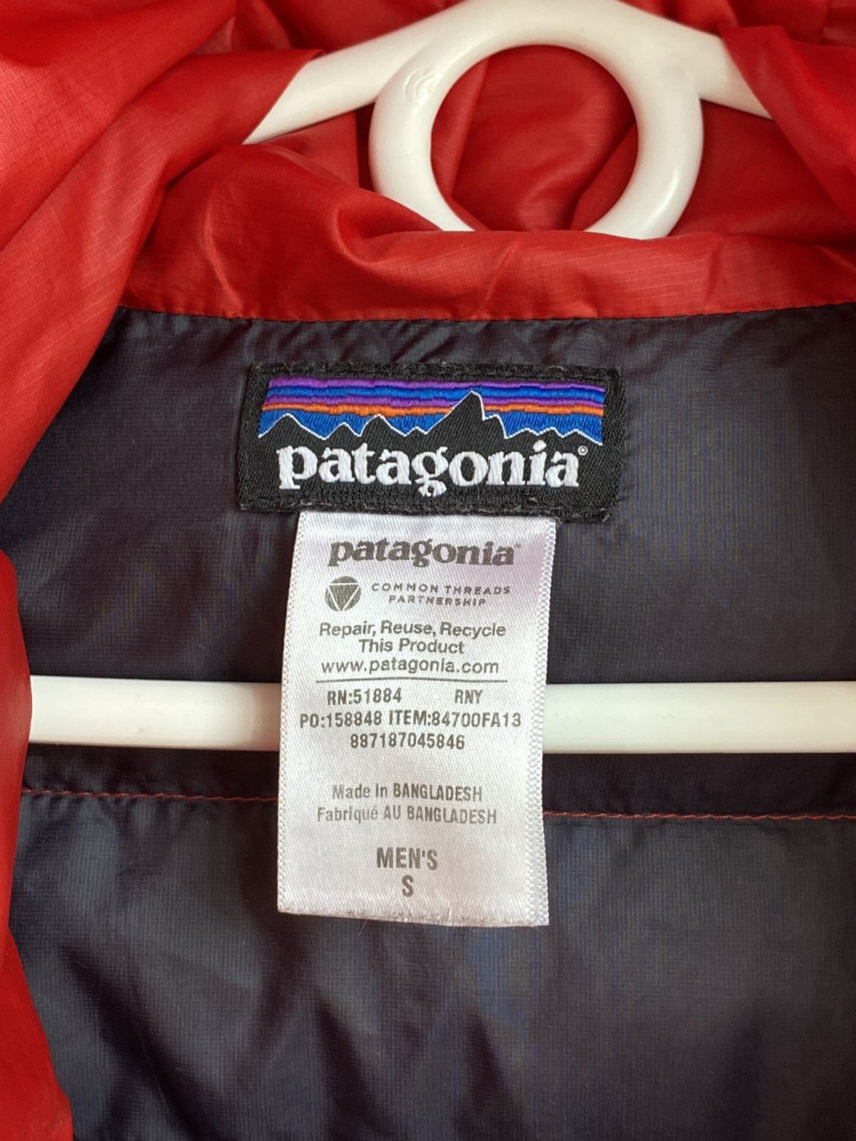 Patagonia Patagonia men's down jacket size S Size US S / EU 44-46 / 1 - 3 Thumbnail