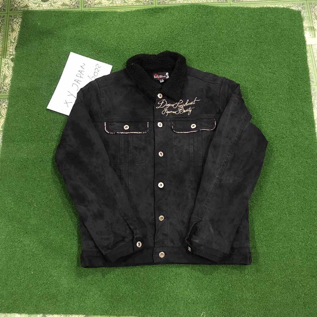 TRUCKER Japanese beauty traditional embroidered sherpa Denim Jackets