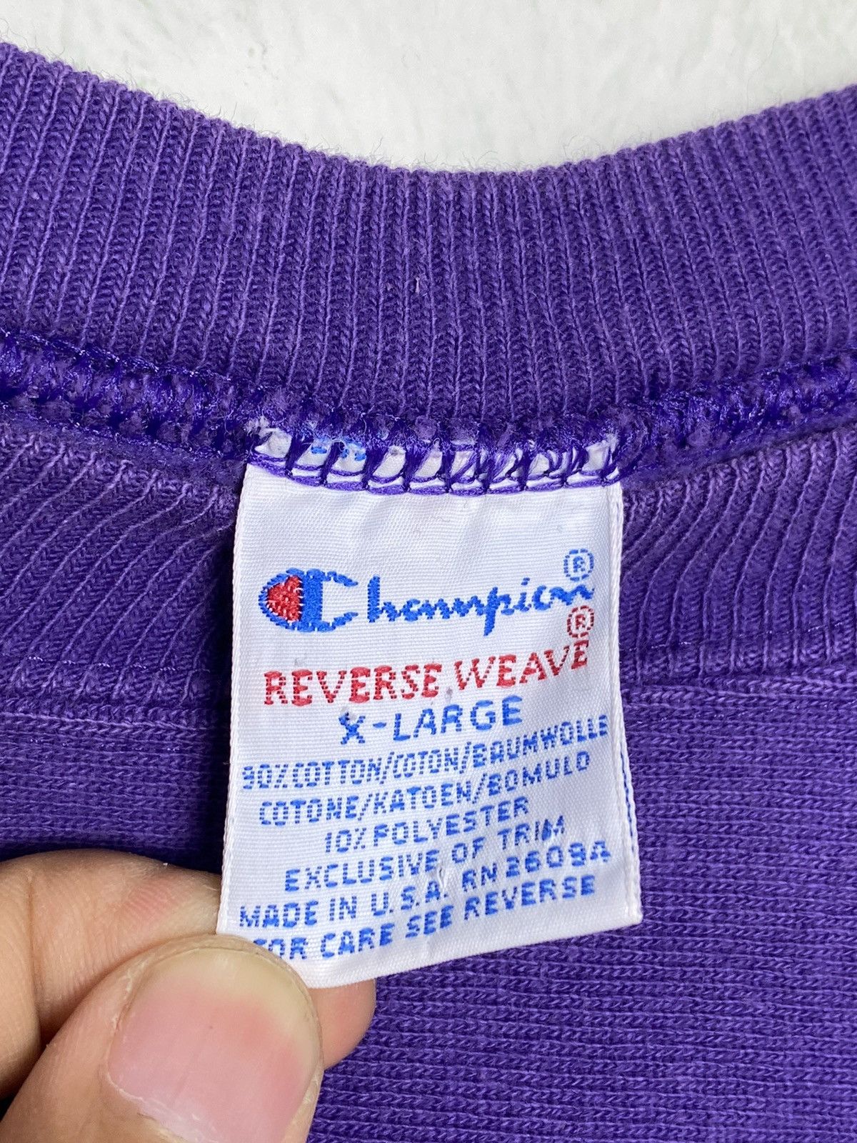 Champion Vintage Champion Reverse Weave Crop Top Purple Crewneck Size XL / US 12-14 / IT 48-50 - 3 Thumbnail
