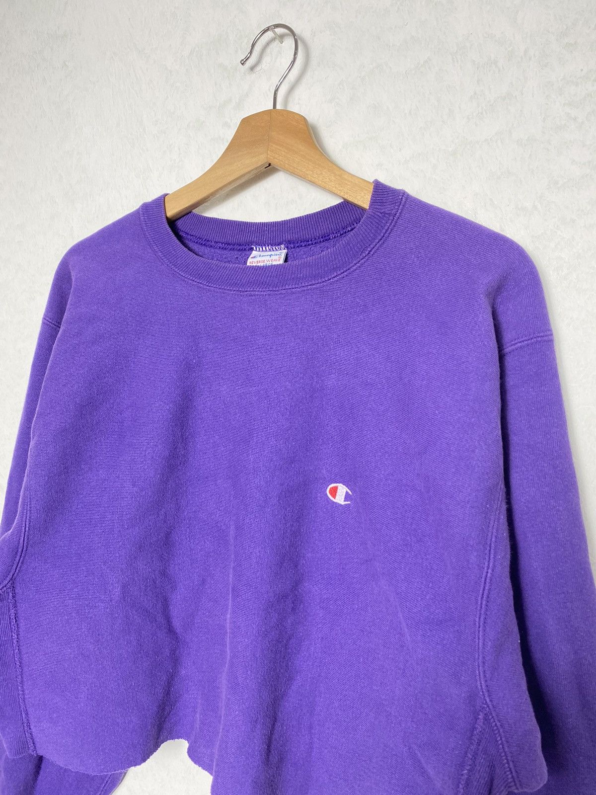 Champion Vintage Champion Reverse Weave Crop Top Purple Crewneck Size XL / US 12-14 / IT 48-50 - 2 Thumbnail