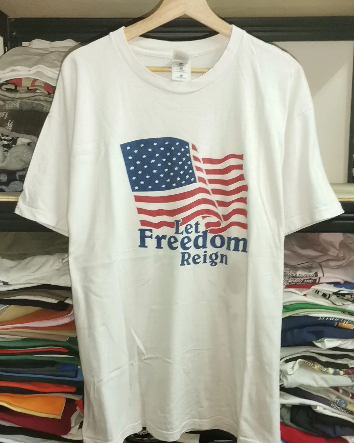 Tshirt wanted osama bin laden vintage