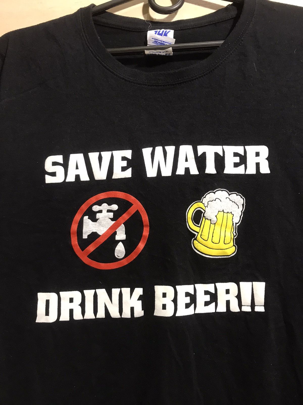 Drink Beer Save Water Drink beer save water streetwear vintage tee Size US L / EU 52-54 / 3 - 3 Thumbnail