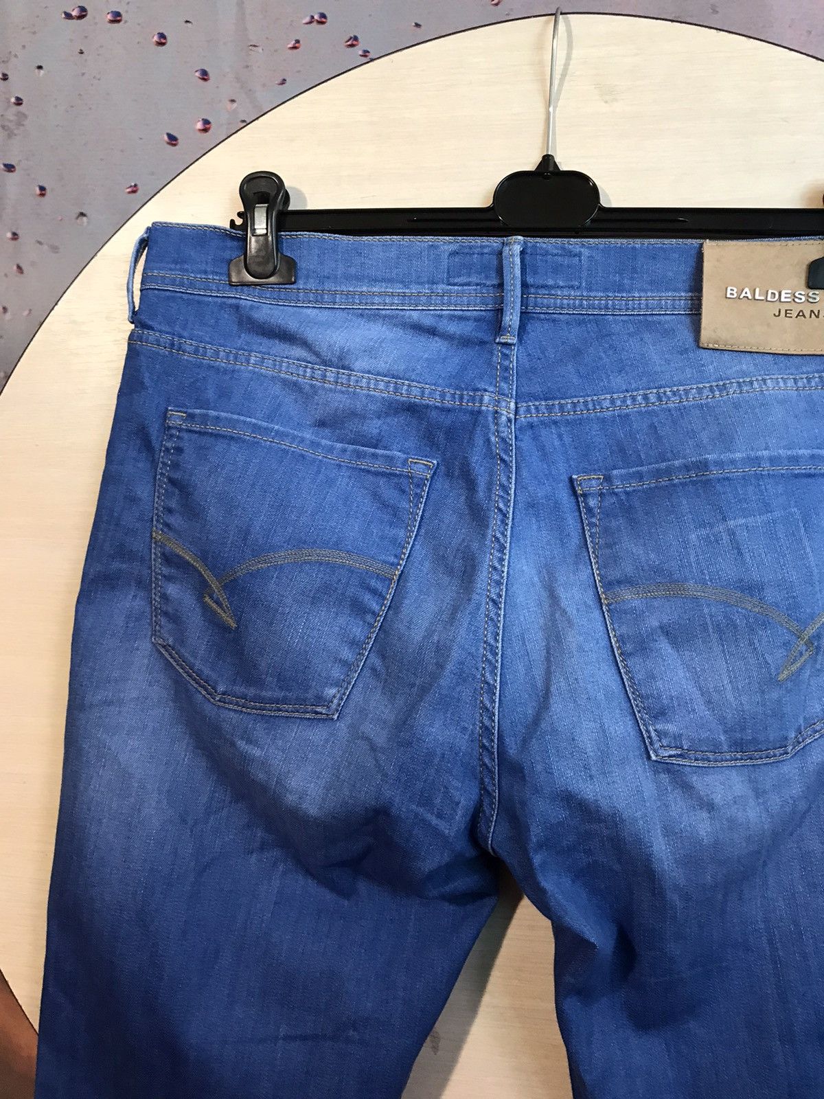 Baldessarini Baldessarini Selvage Men Distressed Jeans Size 34/34 Size US 34 / EU 50 - 7 Thumbnail