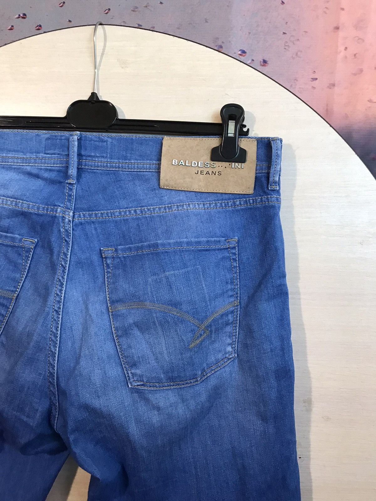 Baldessarini Baldessarini Selvage Men Distressed Jeans Size 34/34 Size US 34 / EU 50 - 6 Thumbnail