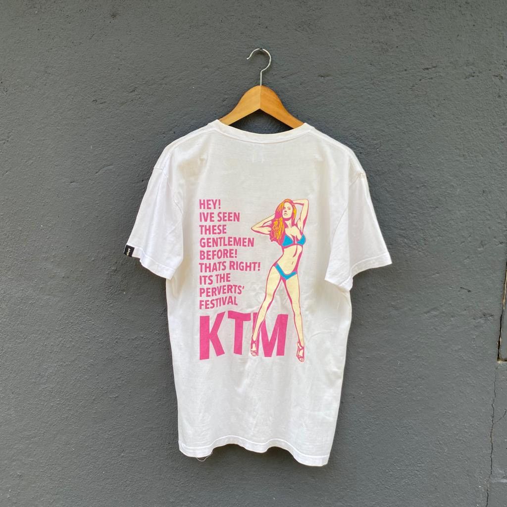 Other Vintage KTM Naked Girl Japanese Brand Streetwear Tee Size US L / EU 52-54 / 3 - 1 Thumbnail