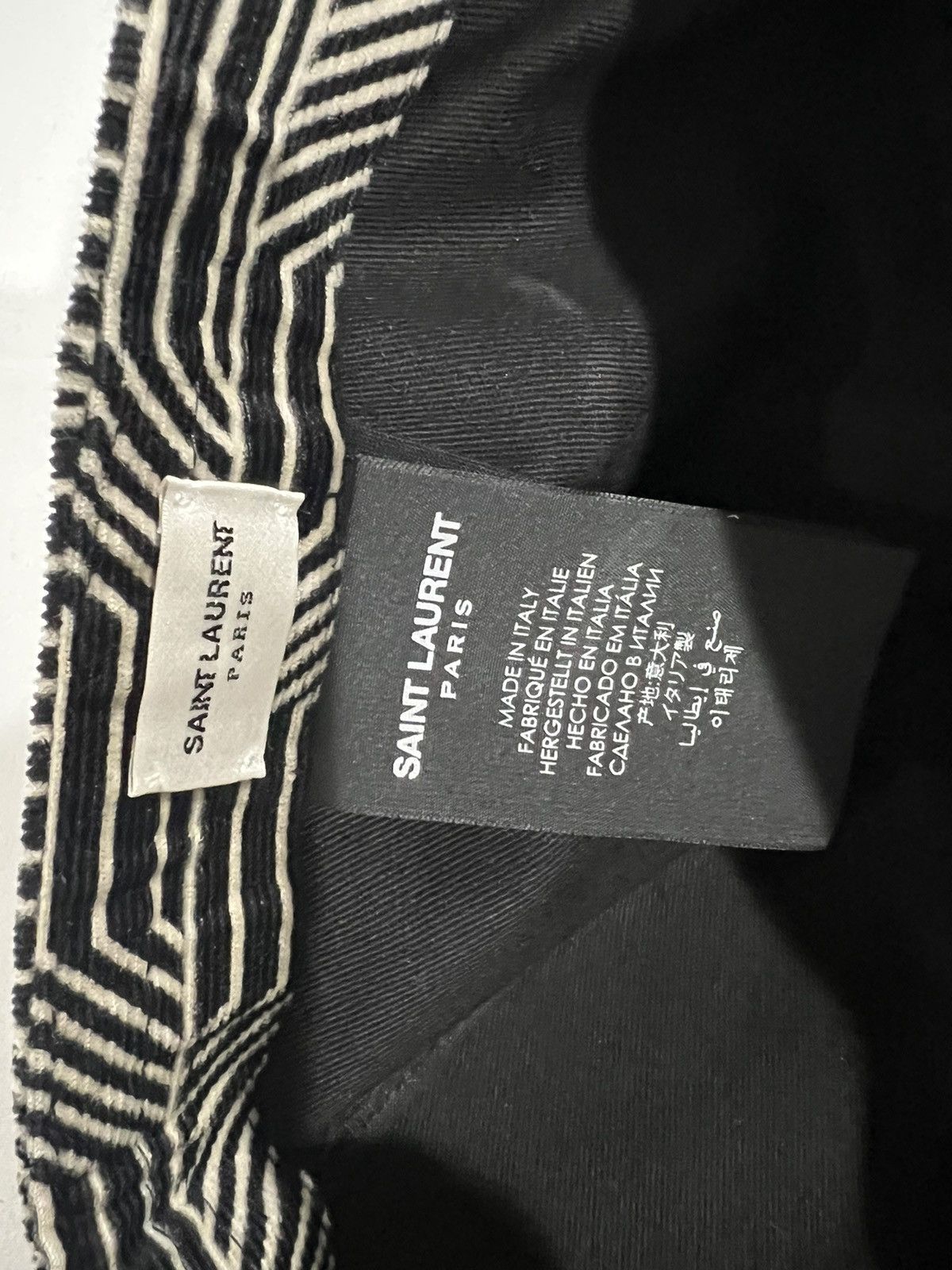 Saint Laurent Paris Saint Laurent corduroy baseball hat. 59/M. $495 Size ONE SIZE - 4 Thumbnail