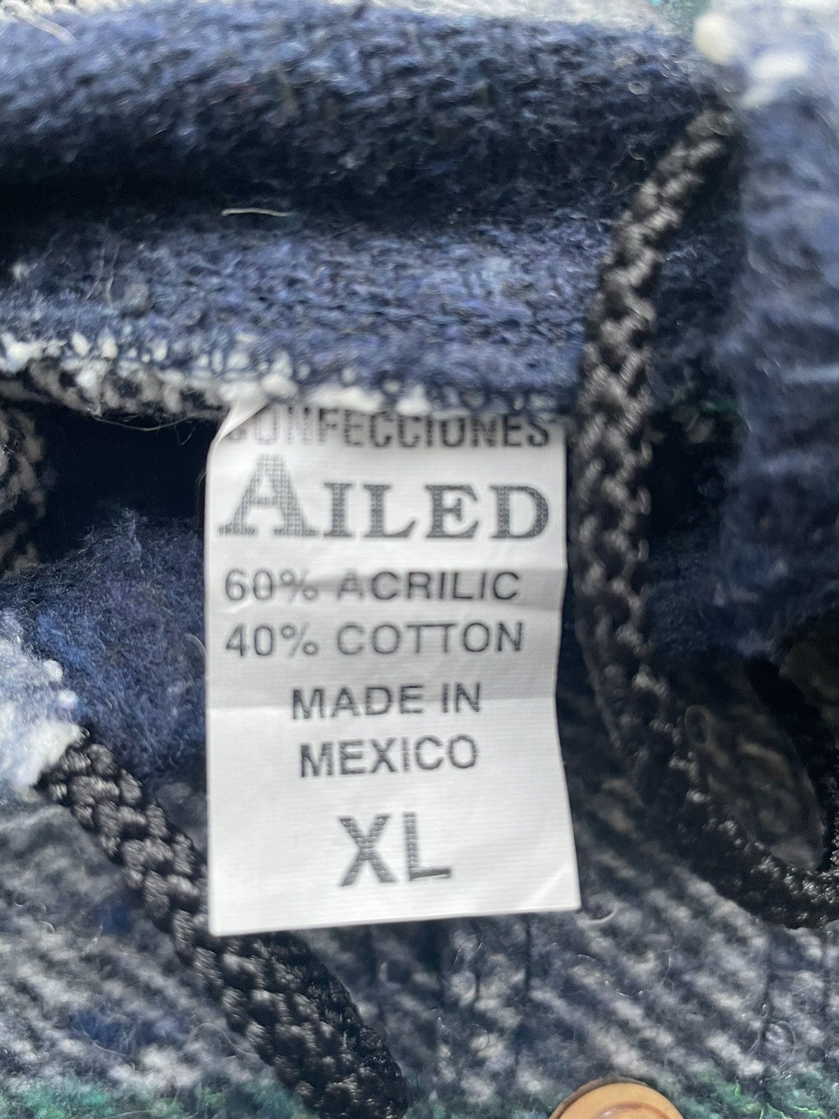 Vintage Vintage Ailed Pullover Hoodie Size US XL / EU 56 / 4 - 6 Thumbnail