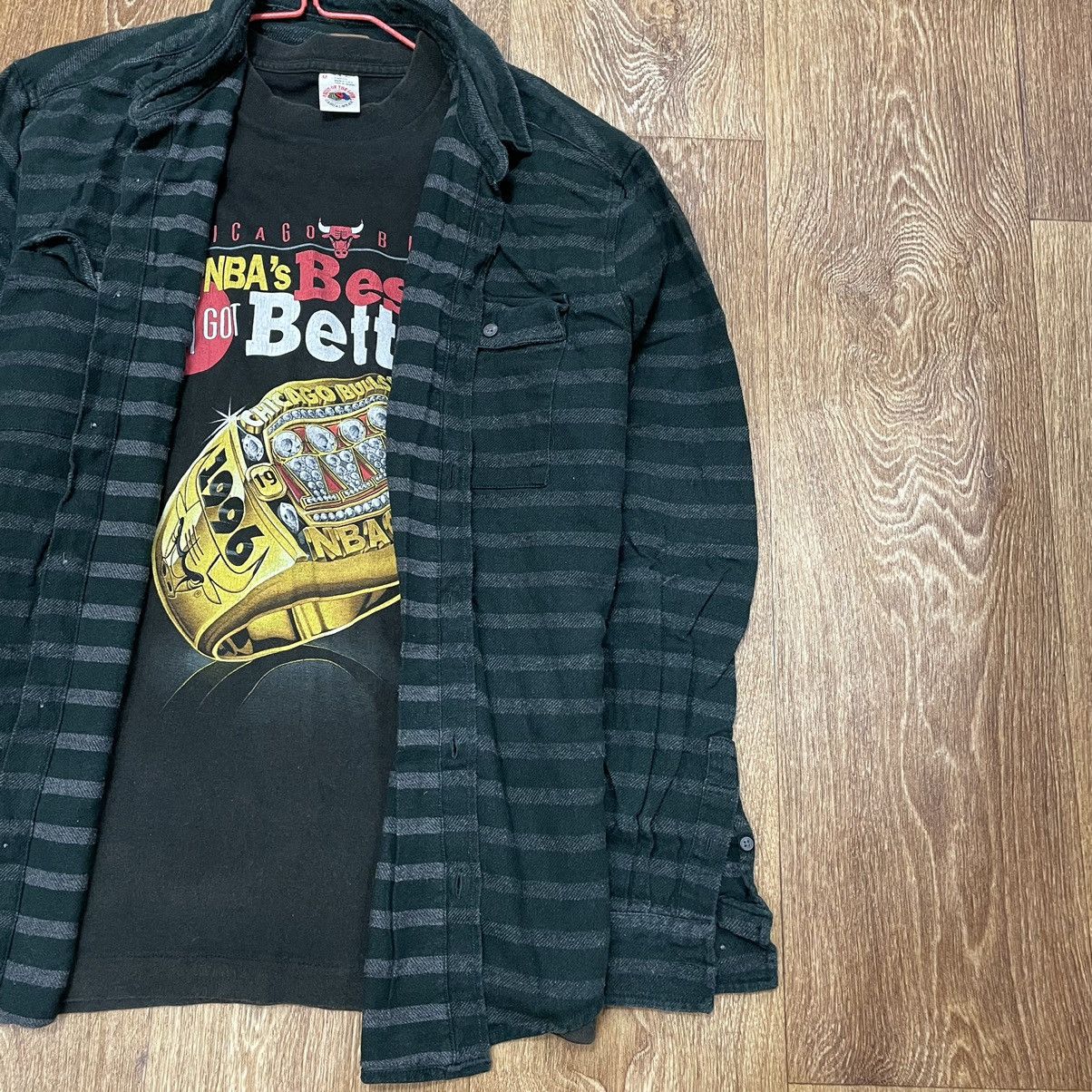 Vintage Vintage 90s Striped Shirt Graphic Tee Grunge Streetwear L Size US L / EU 52-54 / 3 - 2 Thumbnail