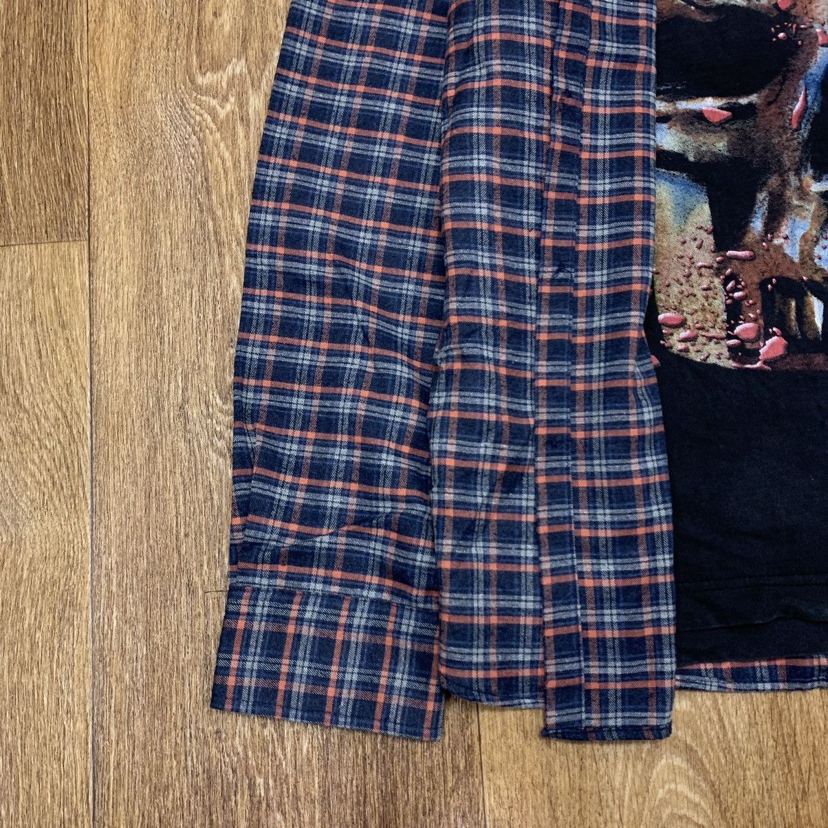 Vintage Vintage 90s Checkered Shirt Skull Graphic Grunge Boxy Slim L Size US L / EU 52-54 / 3 - 3 Thumbnail