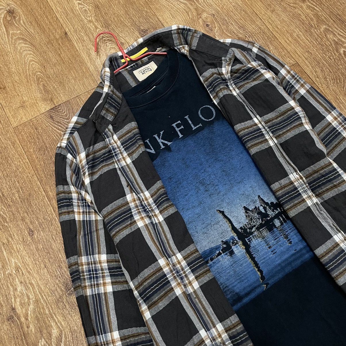 Vintage Vintage 90s Plaid Shirt Graphic Tee Layering Streetwear XXL Size US XXL / EU 58 / 5 - 6 Thumbnail