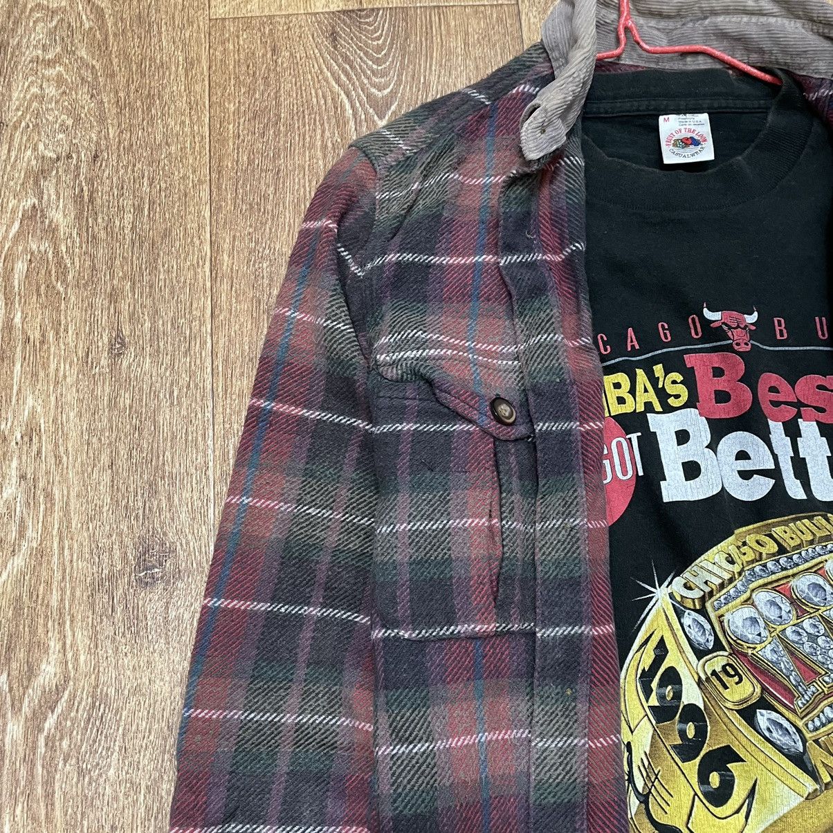 Vintage Vintage 90s Faded Red Plaid Shirt Boxy Grunge Skate Logo S Size US S / EU 44-46 / 1 - 5 Thumbnail