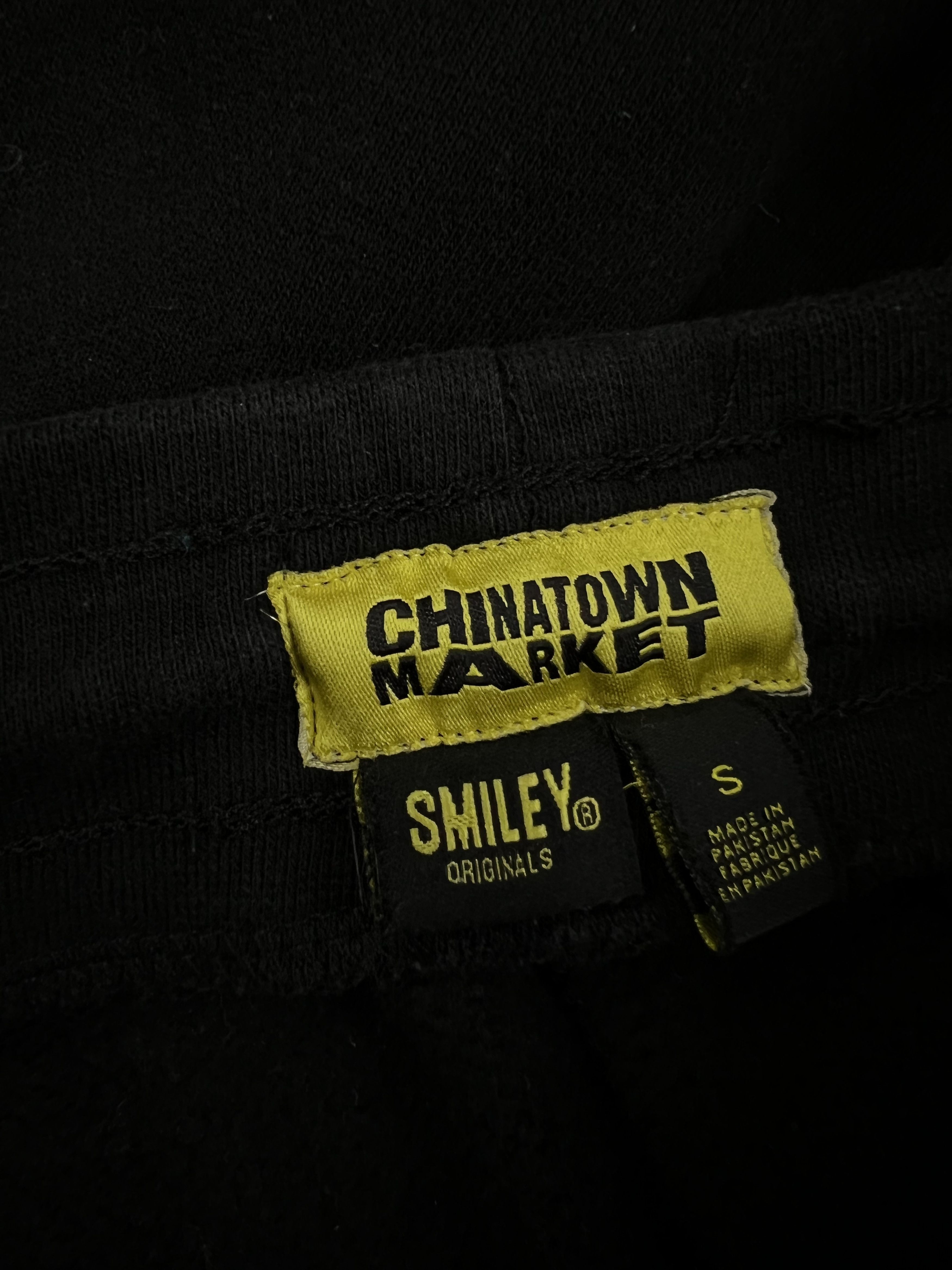 Market Chinatown Market Big Smiley Face Sweat Shorts Small Size US 30 / EU 46 - 5 Thumbnail