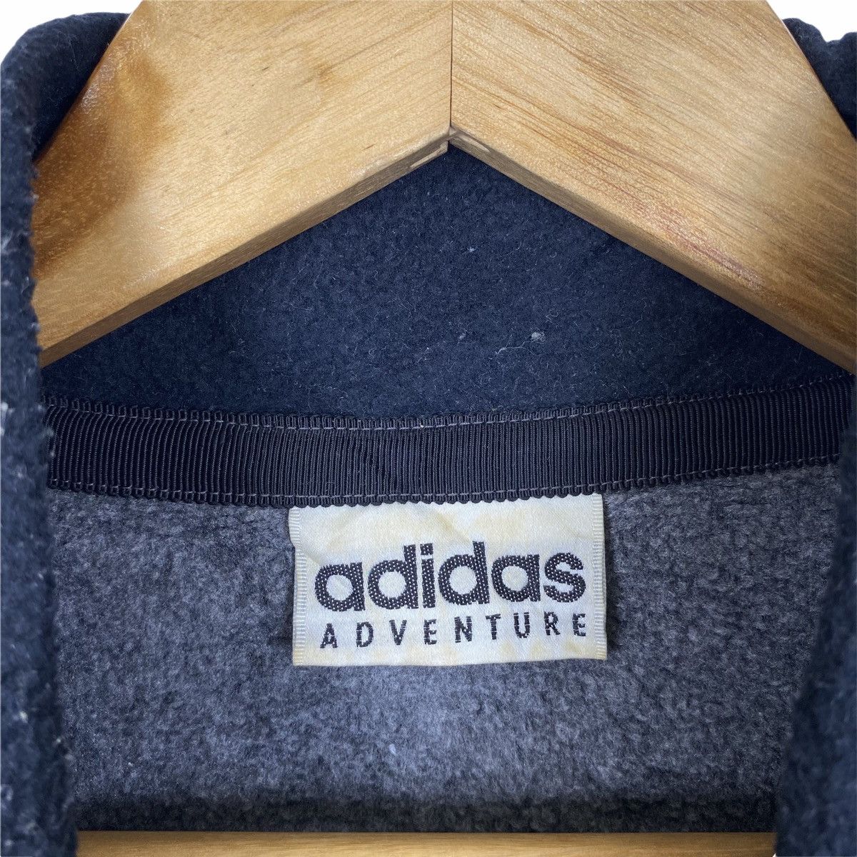 Adidas × Vintage Vintage ADIDAS ADVENTURE Small Logo Fleece Sweatshirt Jumper Size US L / EU 52-54 / 3 - 5 Thumbnail