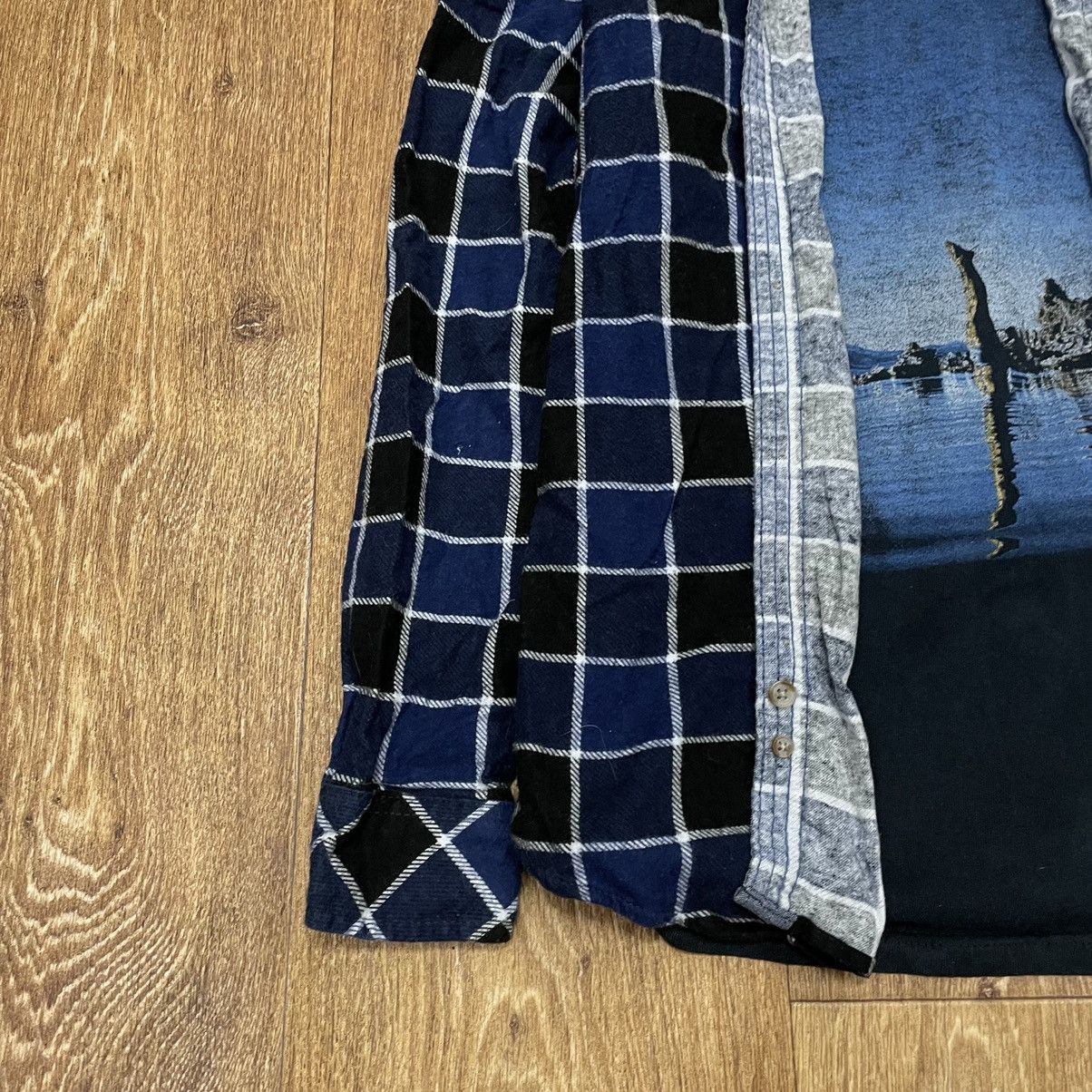Vintage Vintage Navy Plaid Shirt Graphic Tee Layering Streetwear S Size US S / EU 44-46 / 1 - 4 Thumbnail