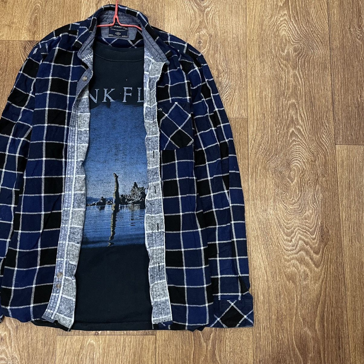 Vintage Vintage Navy Plaid Shirt Graphic Tee Layering Streetwear S Size US S / EU 44-46 / 1 - 3 Thumbnail