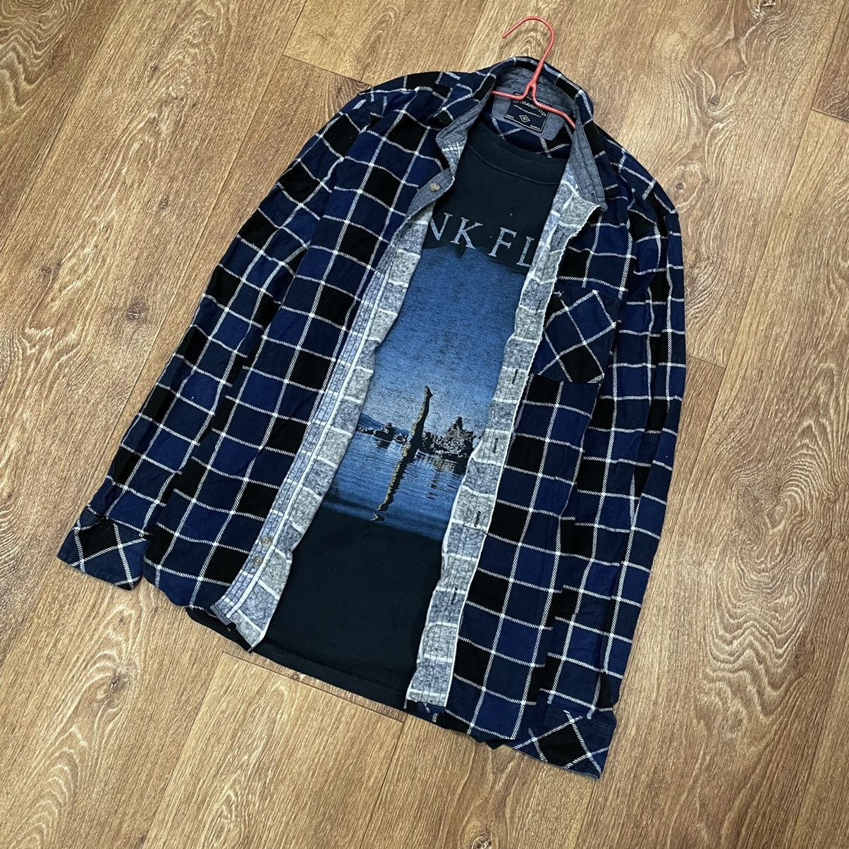 Vintage Vintage Navy Plaid Shirt Graphic Tee Layering Streetwear S Size US S / EU 44-46 / 1 - 2 Thumbnail
