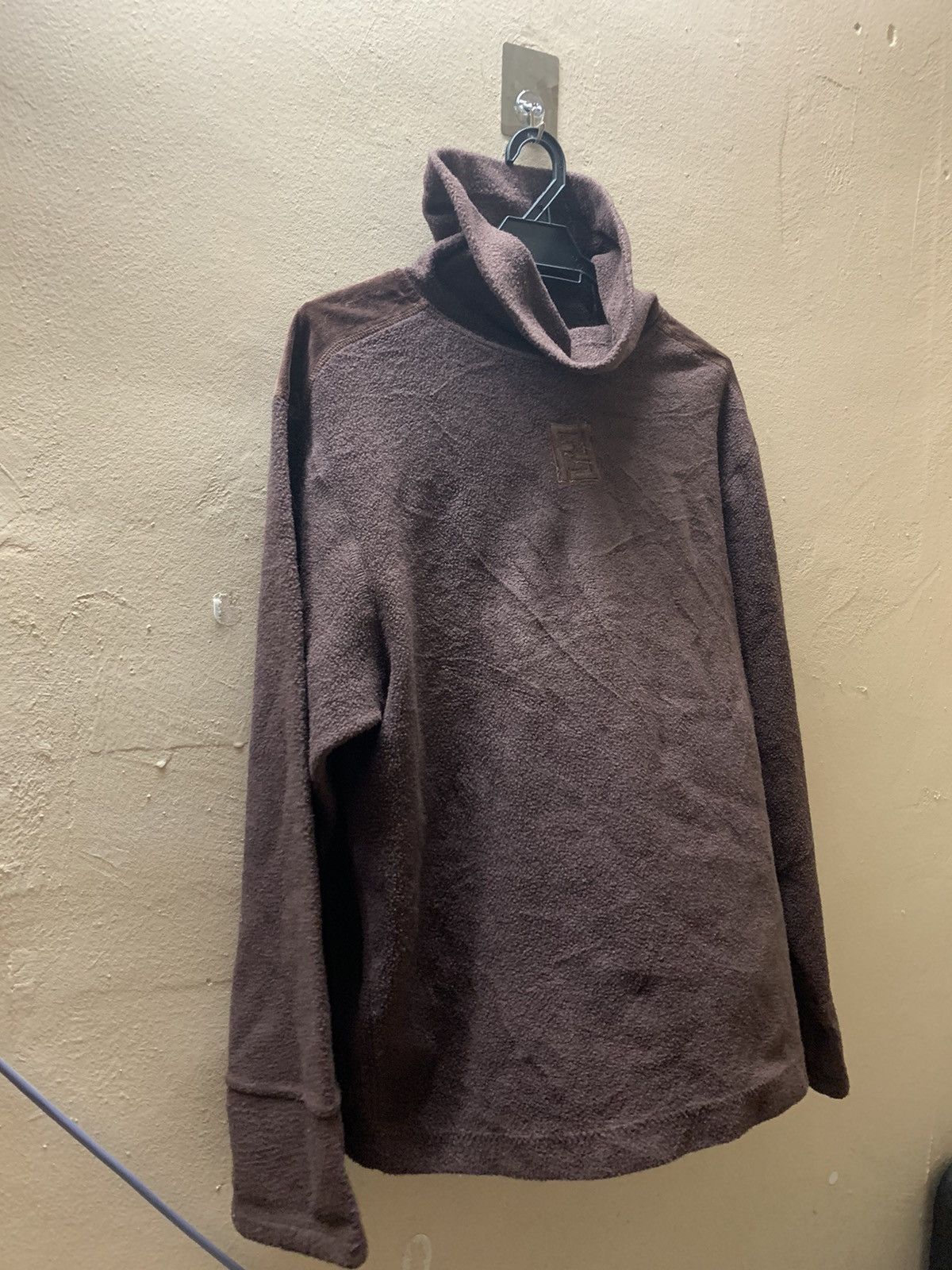 Fendi × Vintage Nice Fendi Fleece Pullover Sweatshirt Size US M / EU 48-50 / 2 - 4 Thumbnail