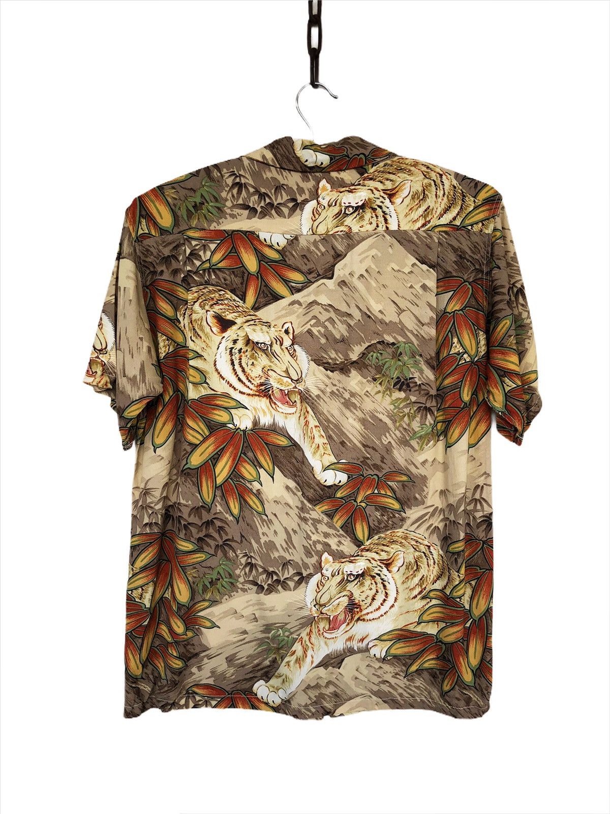 Sun Surf SUPER RARE🔥Sun Surf Fireland 🐅 Rayon Aloha Hawaii Shirt Size US S / EU 44-46 / 1 - 2 Thumbnail