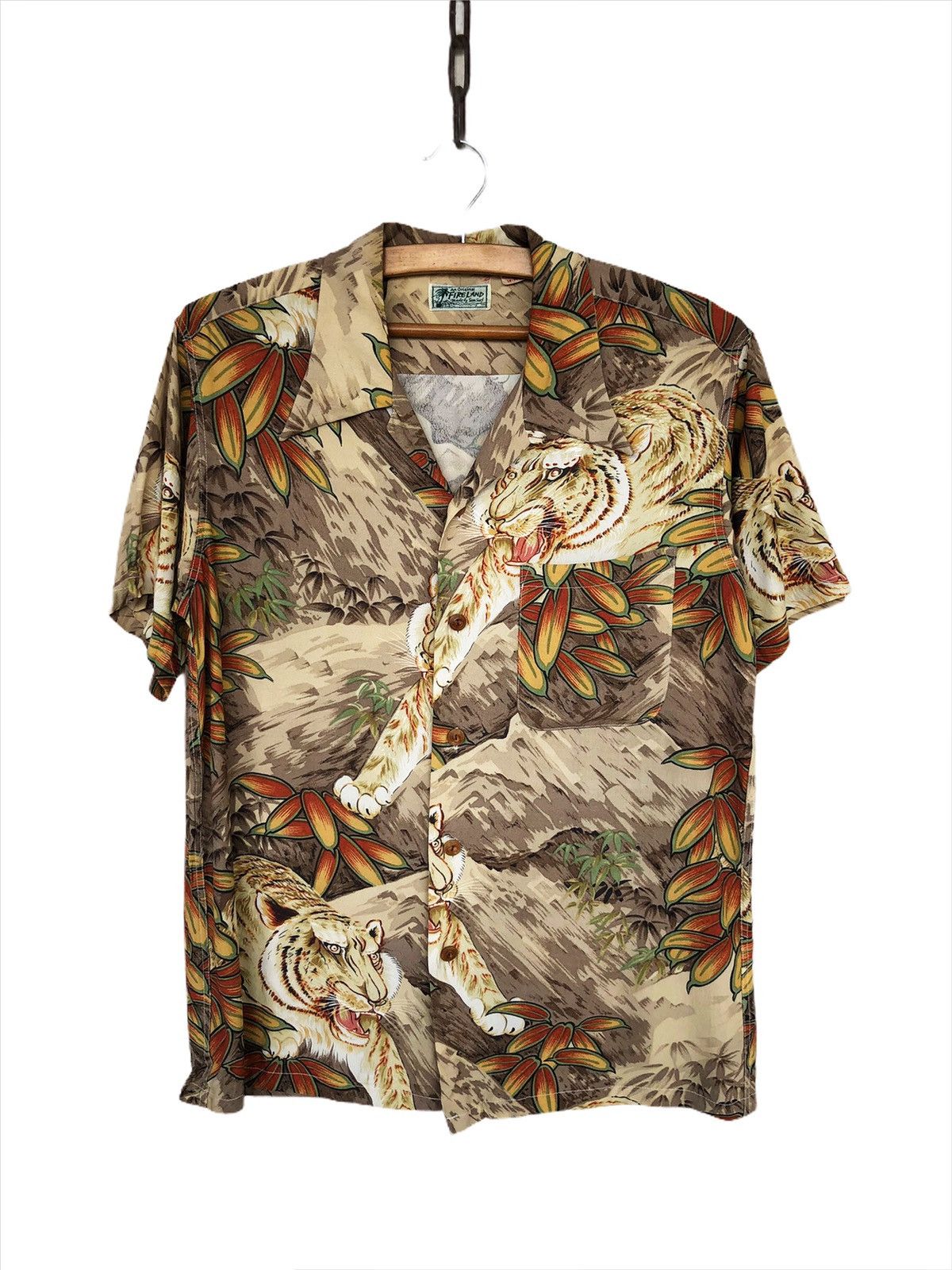 Sun Surf SUPER RARE🔥Sun Surf Fireland 🐅 Rayon Aloha Hawaii Shirt Size US S / EU 44-46 / 1 - 1 Thumbnail