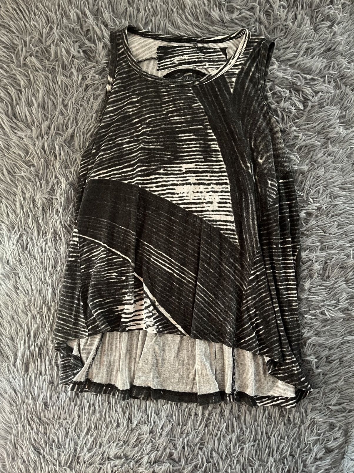 Rundholz avant garde black line tank top