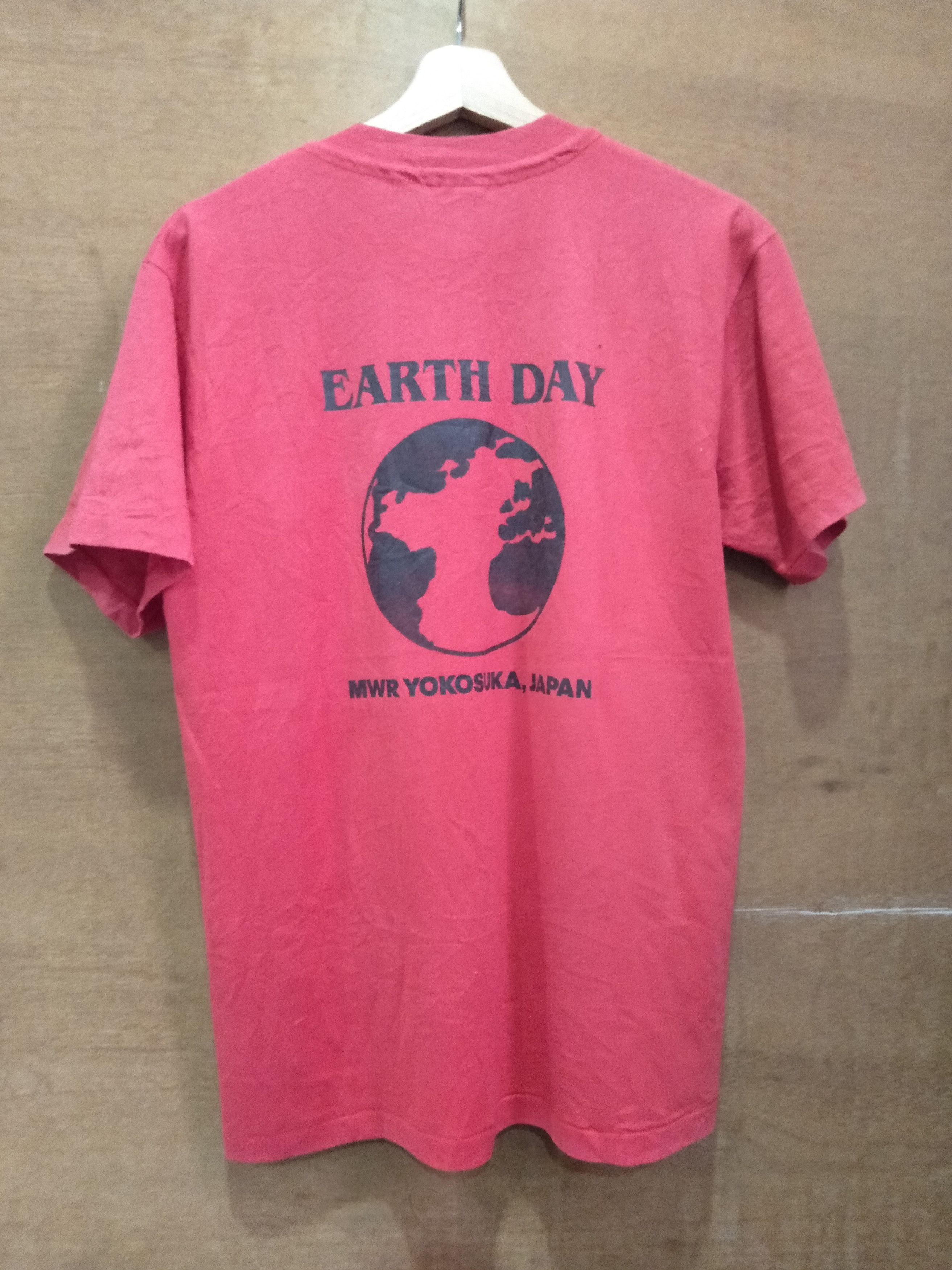 Hanes × Vintage Earth Day vd3 Size US M / EU 48-50 / 2 - 3 Thumbnail
