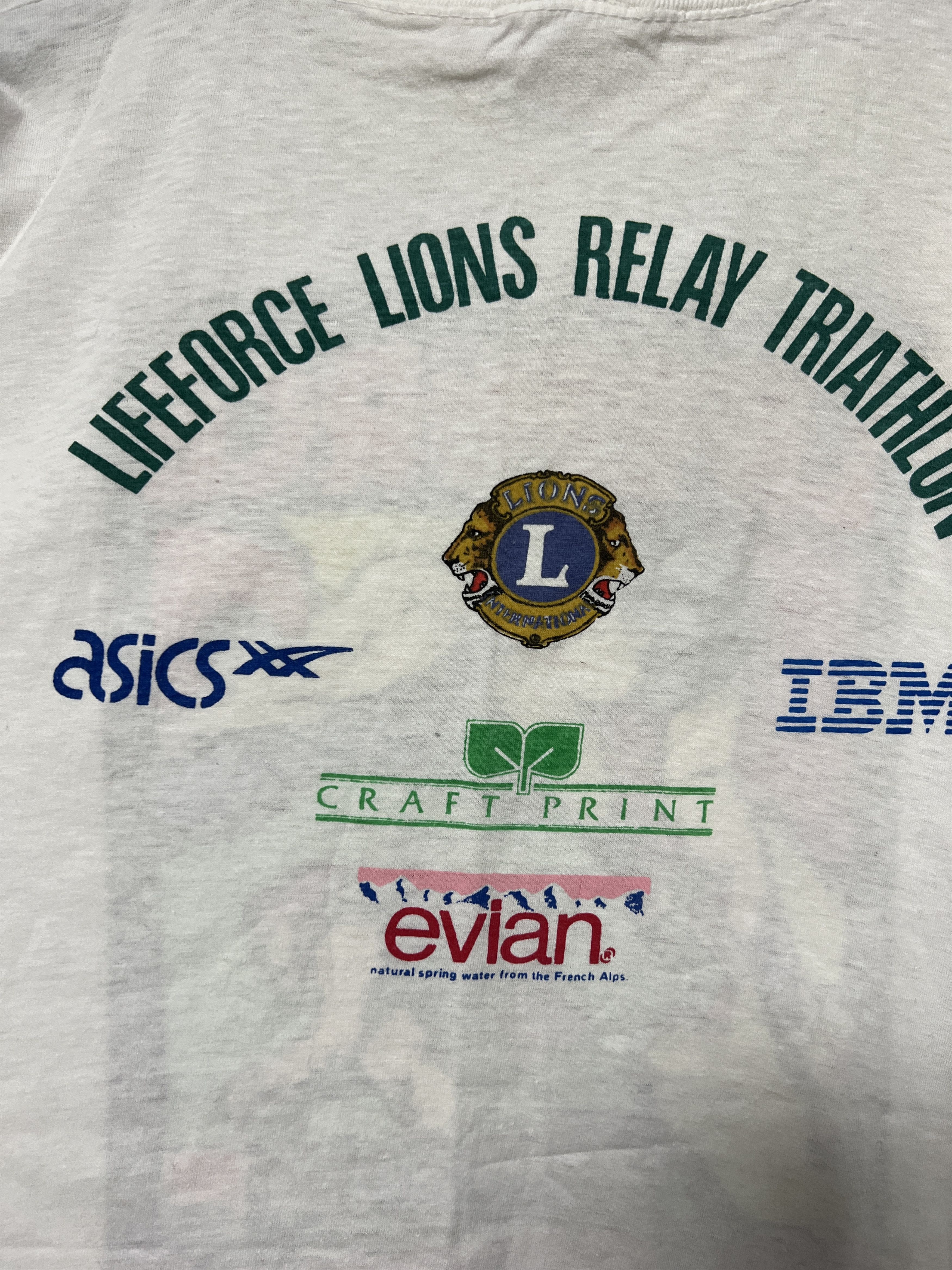 Vintage Vintage 90s Lifeforce Lions Relay Triathlon T-shirt Size US M / EU 48-50 / 2 - 17 Thumbnail