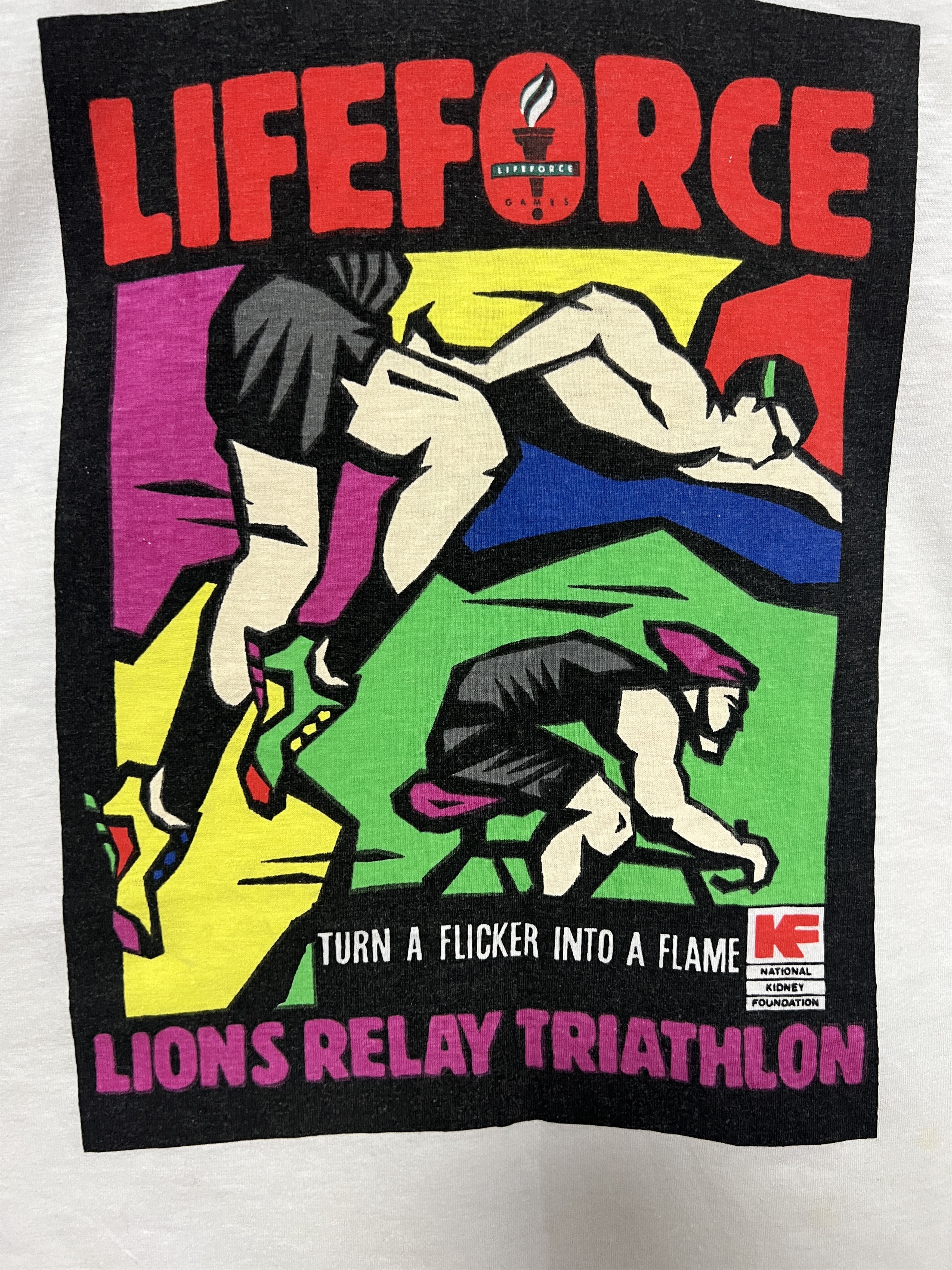 Vintage Vintage 90s Lifeforce Lions Relay Triathlon T-shirt Size US M / EU 48-50 / 2 - 6 Thumbnail