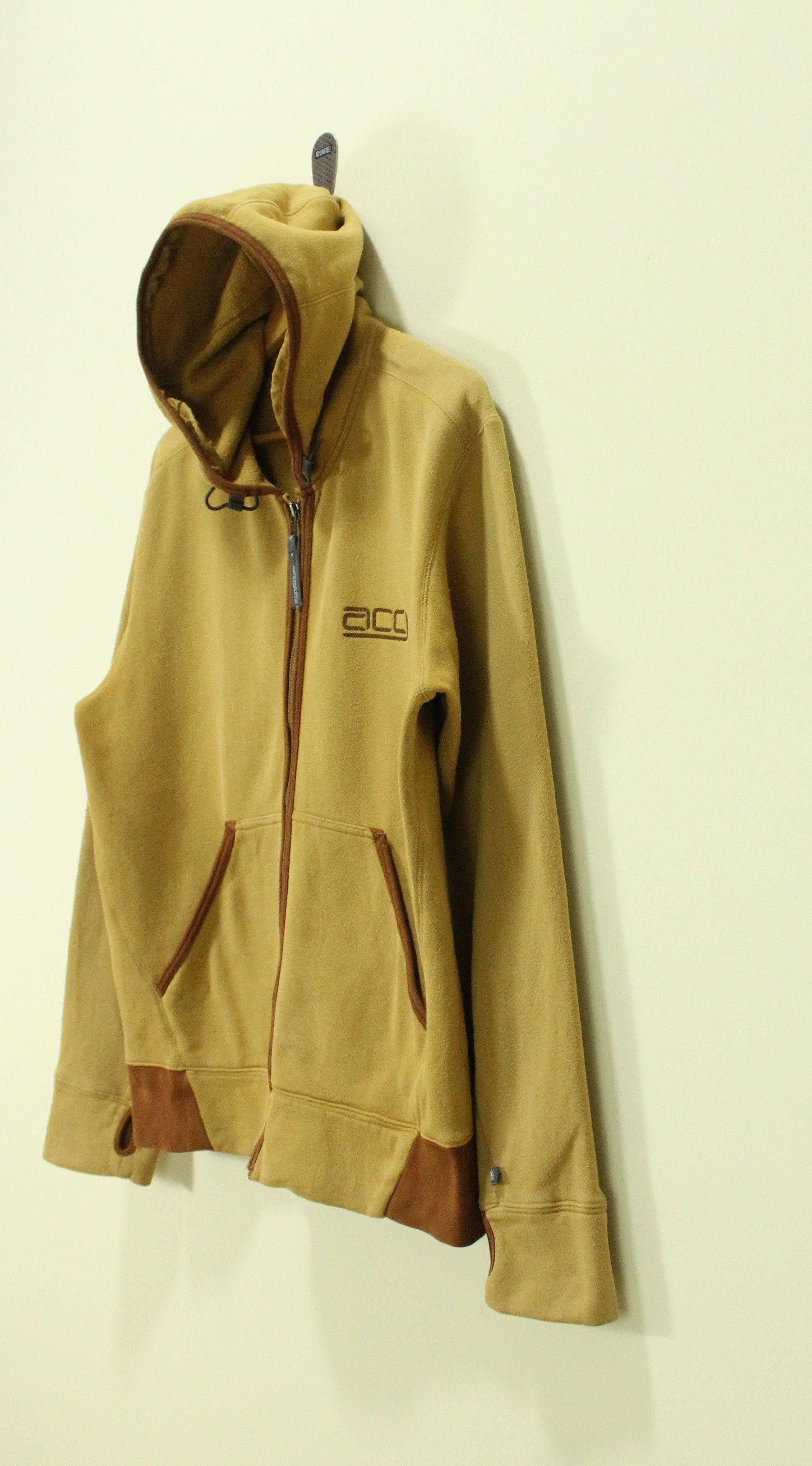 Nike Vintage NIKE ACG Hoodie Sweater Outdoor Embroidered Logo Size US L / EU 52-54 / 3 - 4 Thumbnail