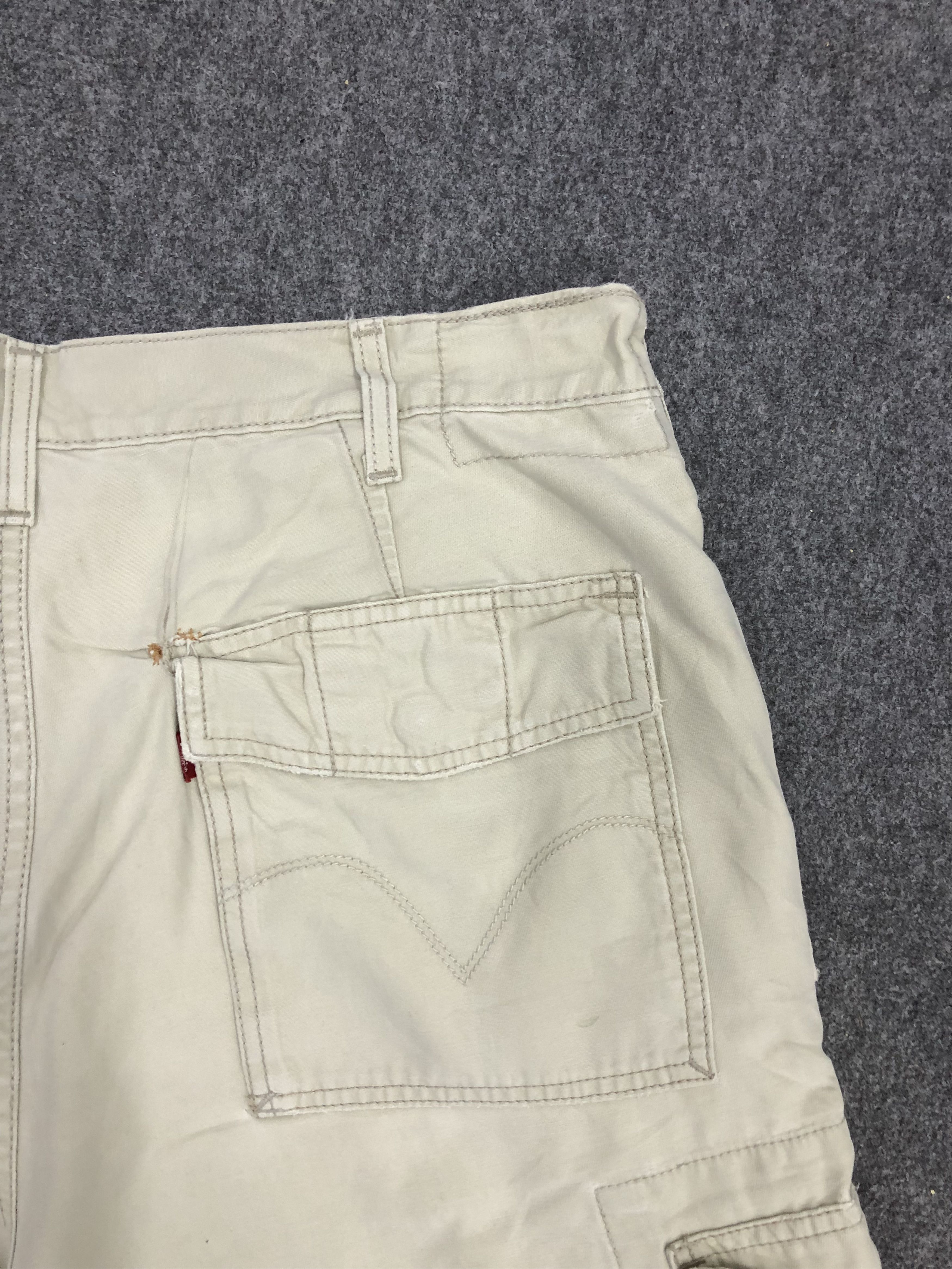 Levi's Vintage Levis Short Cargo Jeans DP1125 Size US 37 - 10 Thumbnail