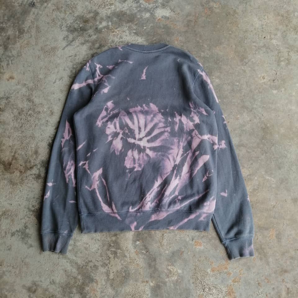 Nike Vintage Nike Custom Hand Bleached Tie Dye Sweatshirt Size US M / EU 48-50 / 2 - 2 Thumbnail