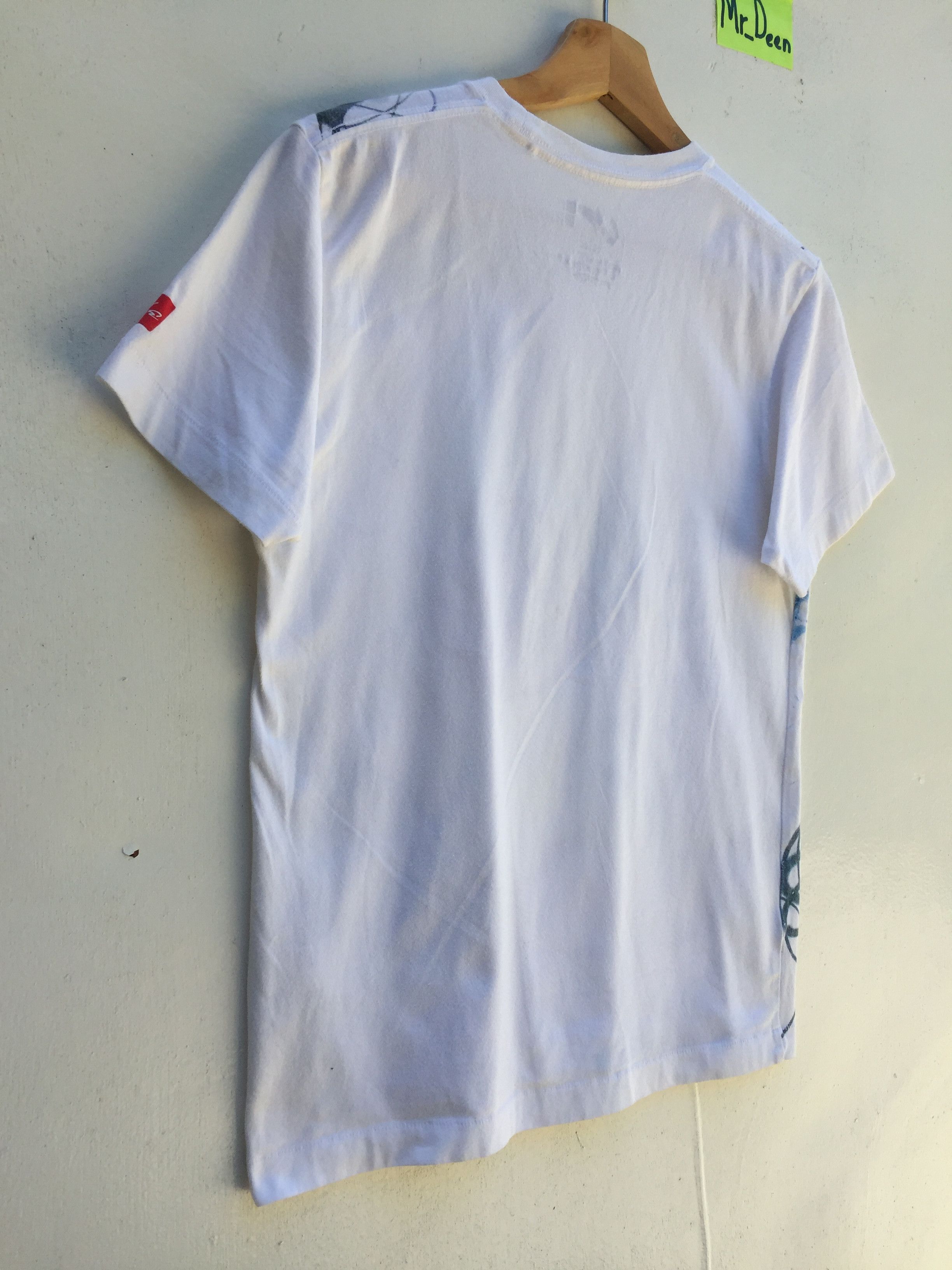 Futura × Uniqlo Rare Nice Design Uniqlo Futura Abstract expression T-Shirt Size US S / EU 44-46 / 1 - 11 Thumbnail