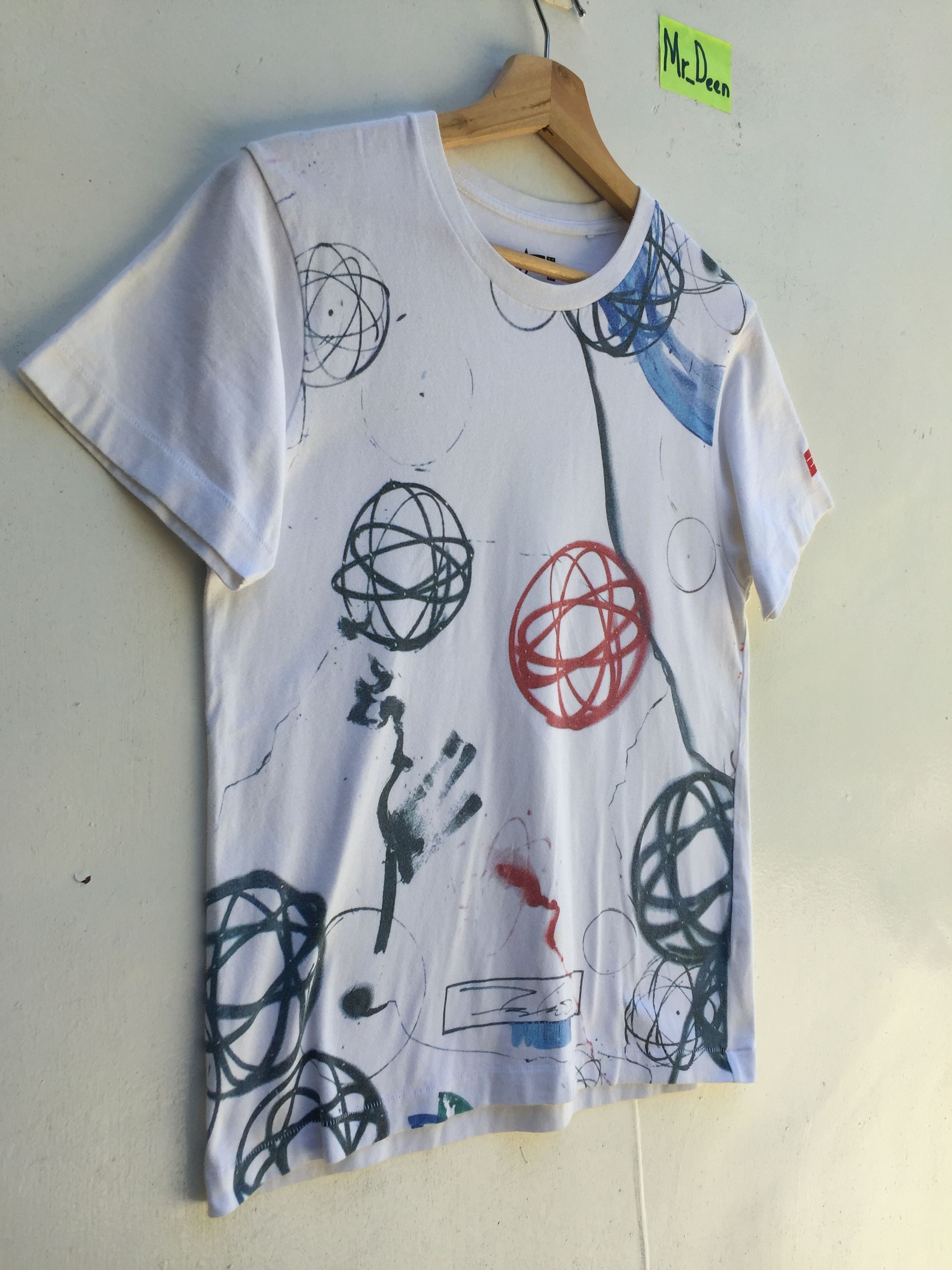 Futura × Uniqlo Rare Nice Design Uniqlo Futura Abstract expression T-Shirt Size US S / EU 44-46 / 1 - 2 Thumbnail