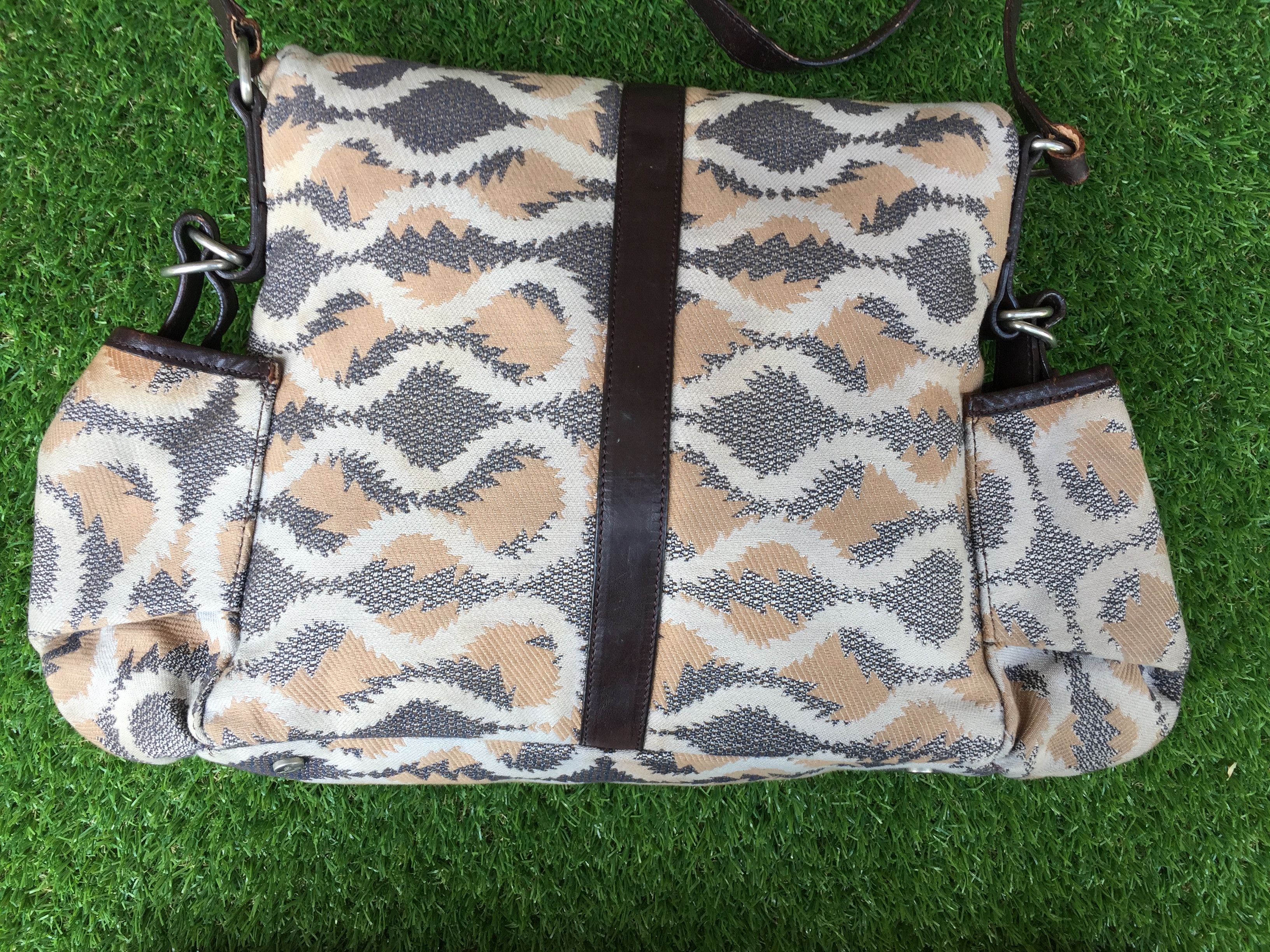 Vivienne Westwood Authentic Vivienne Westwood Shoulder Bag Size ONE SIZE - 10 Thumbnail