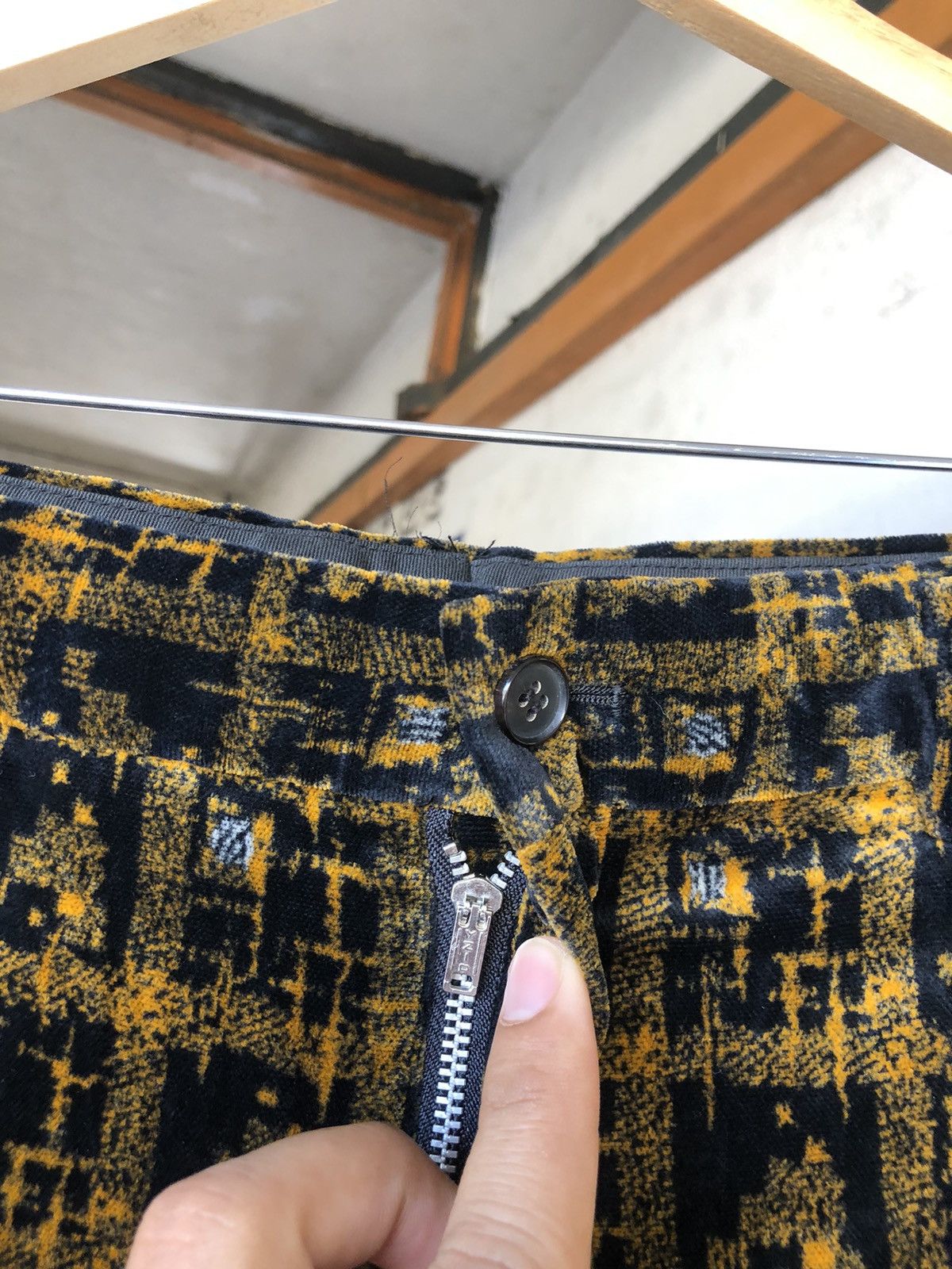 Comme des Garcons Homme Plus Comme des Garcons Homme Plus Velvet Houndstooth Trouser Pant Size US 32 / EU 48 - 5 Thumbnail