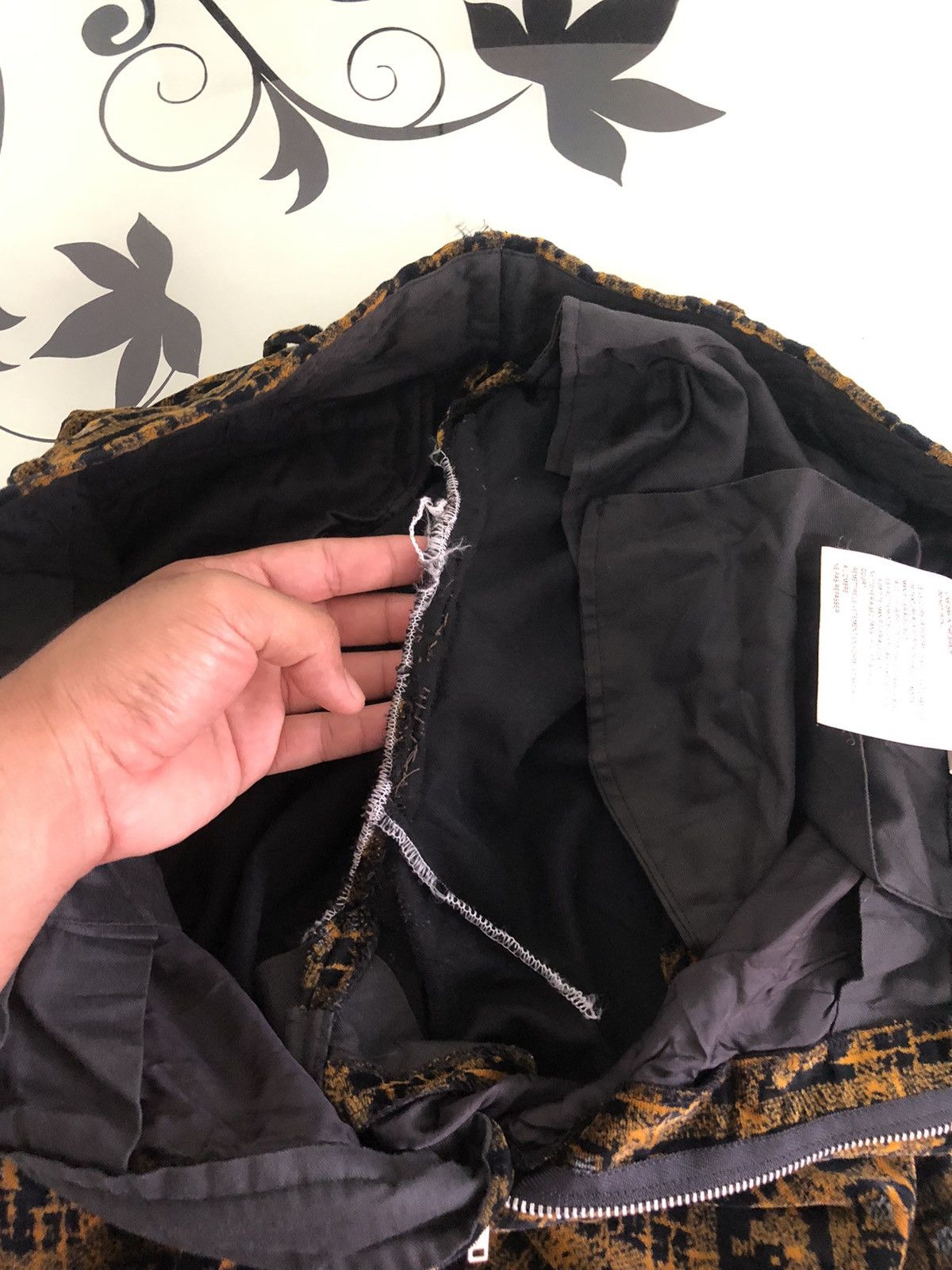 Comme des Garcons Homme Plus Comme des Garcons Homme Plus Velvet Houndstooth Trouser Pant Size US 32 / EU 48 - 15 Thumbnail
