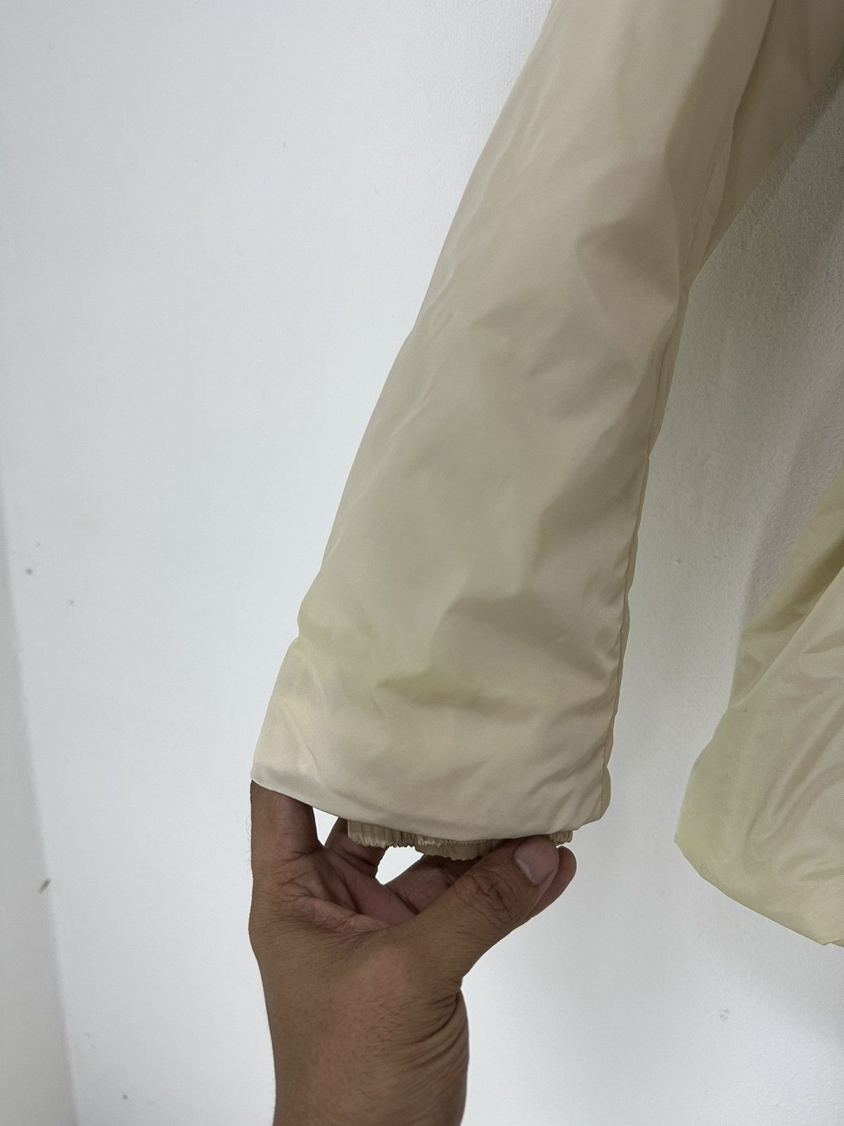 Prada Prada Nylon Jacket Hooded with Belt Padded Jacket Design Size S / US 4 / IT 40 - 7 Thumbnail