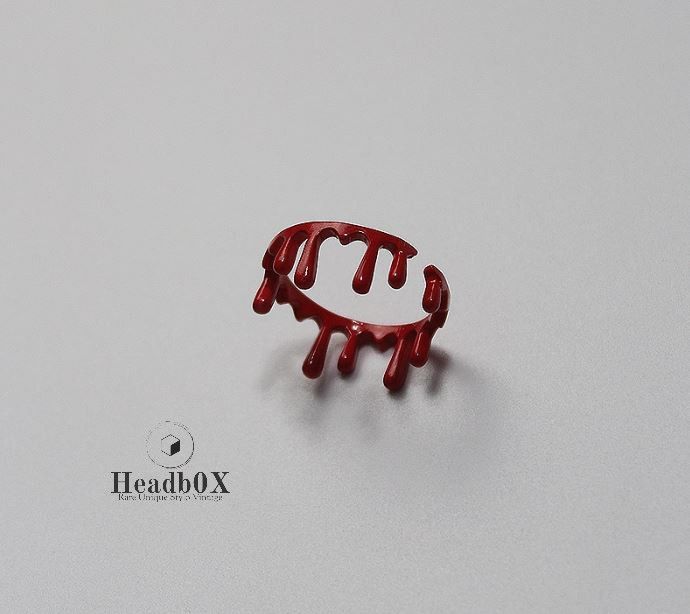 Jewelry Bleeding Red Ring Size ONE SIZE - 2 Thumbnail