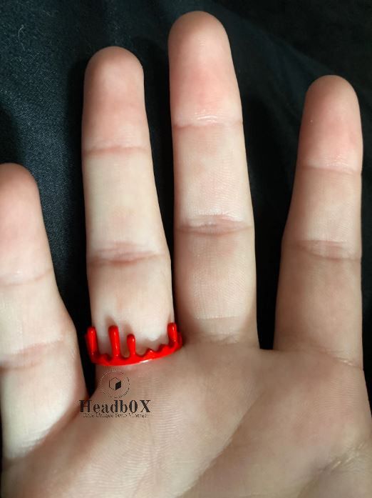Jewelry Bleeding Red Ring Size ONE SIZE - 5 Thumbnail