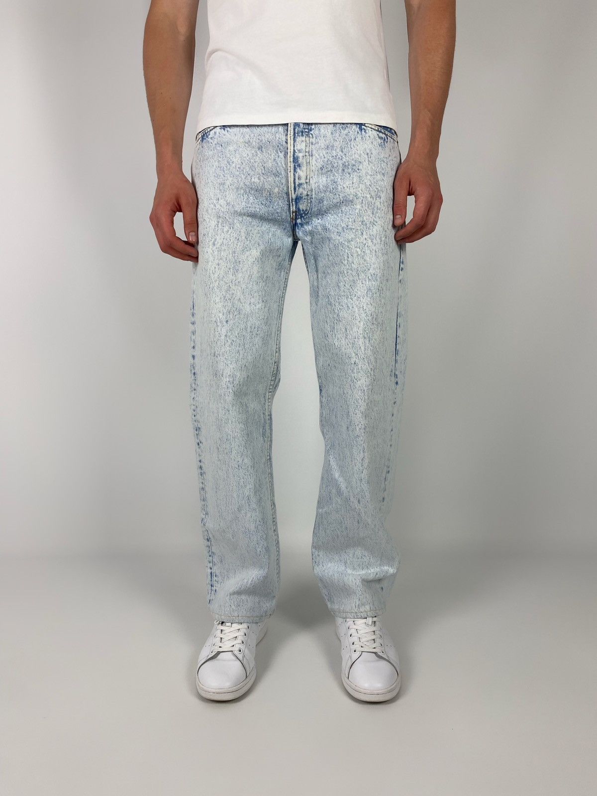 Levi's 1990’s Vintage Levi’s Washed Denim Jeans Made in USA Size US 31 - 2 Thumbnail