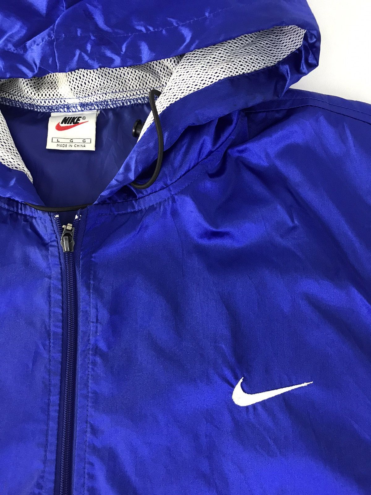 Nike Nike Swoosh Nylon Inner Windbreaker Hoodies Jacket Size US L / EU 52-54 / 3 - 4 Thumbnail