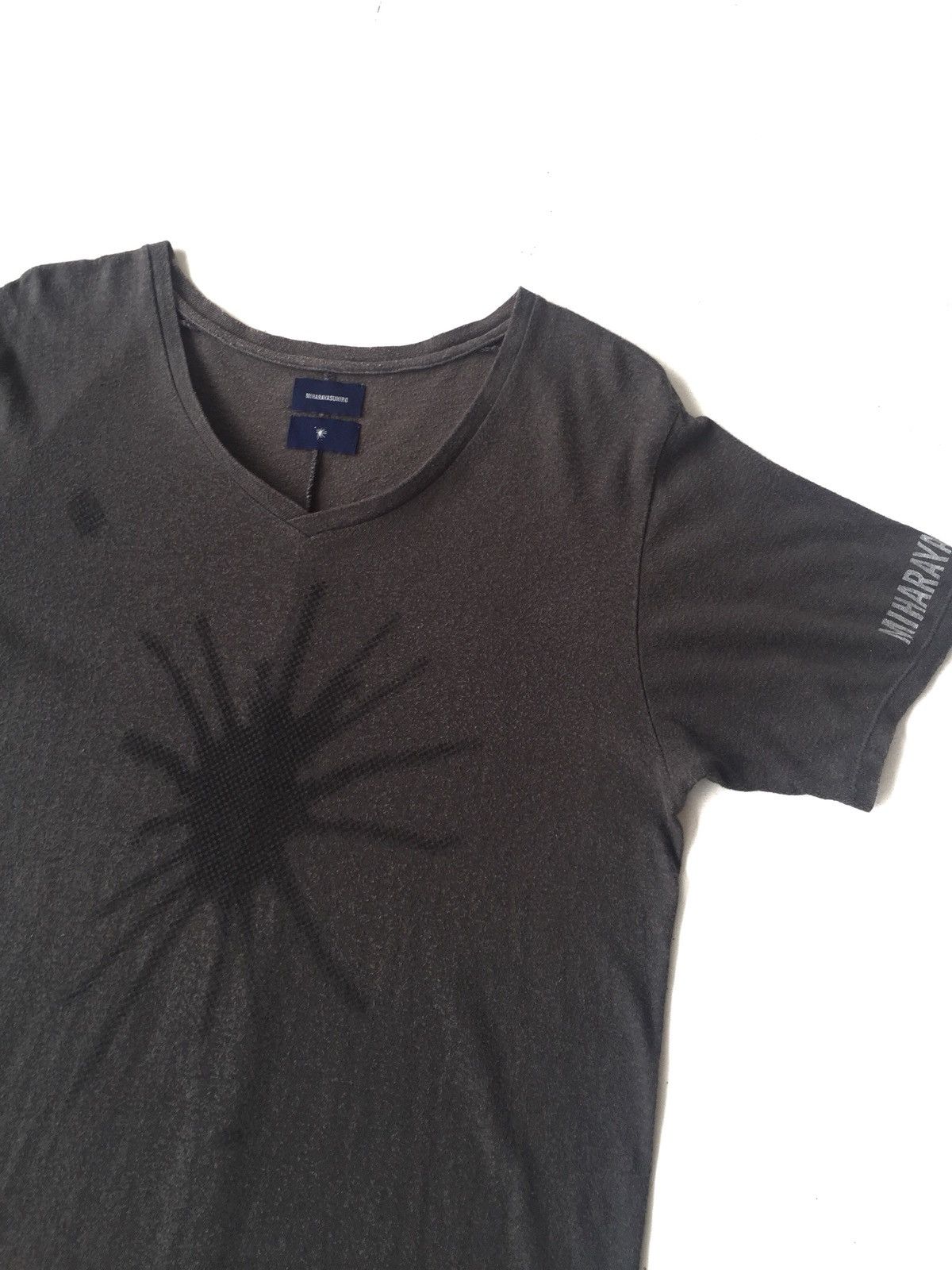 Maison MIHARA YASUHIRO OG Miharayasuhiro SS07 ™️ Logo Back Bone Shirt Size US S / EU 44-46 / 1 - 1 Thumbnail