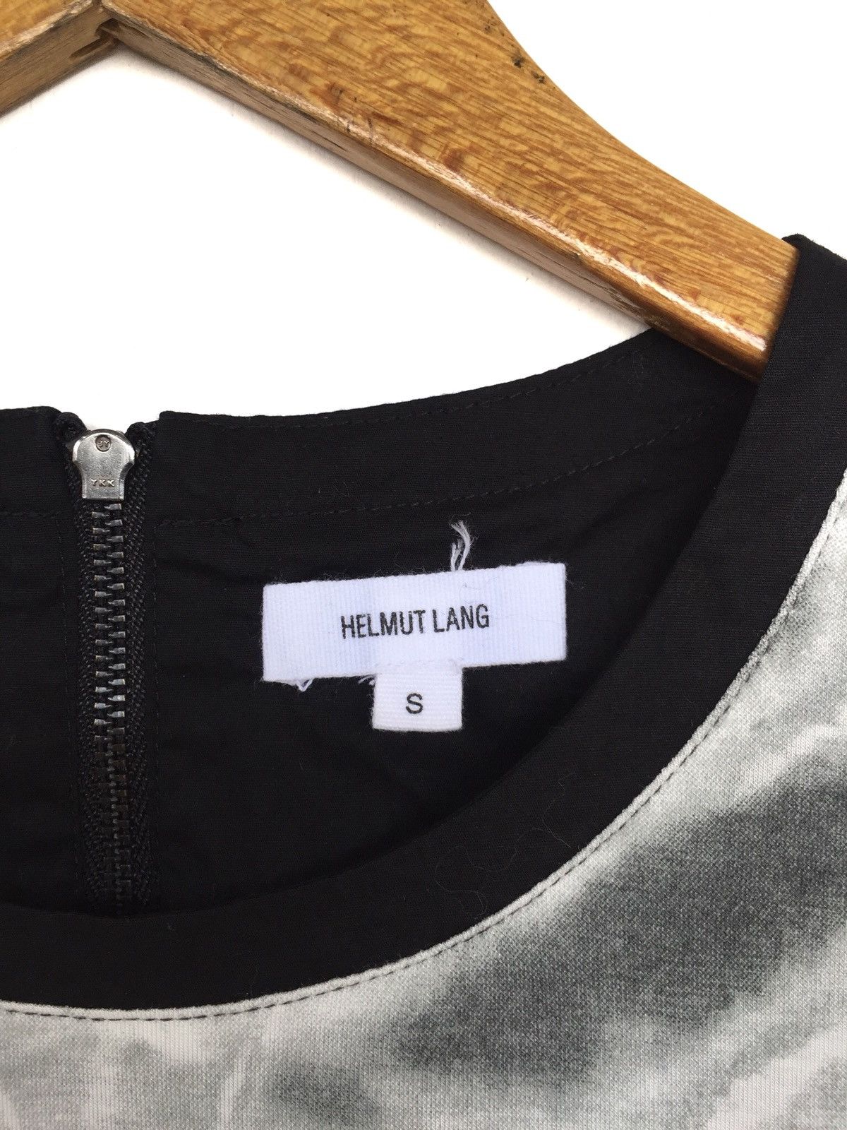Helmut Lang STEAL🔥Helmut Lang Two Tones Back Zipper Shirt Size US S / EU 44-46 / 1 - 5 Thumbnail