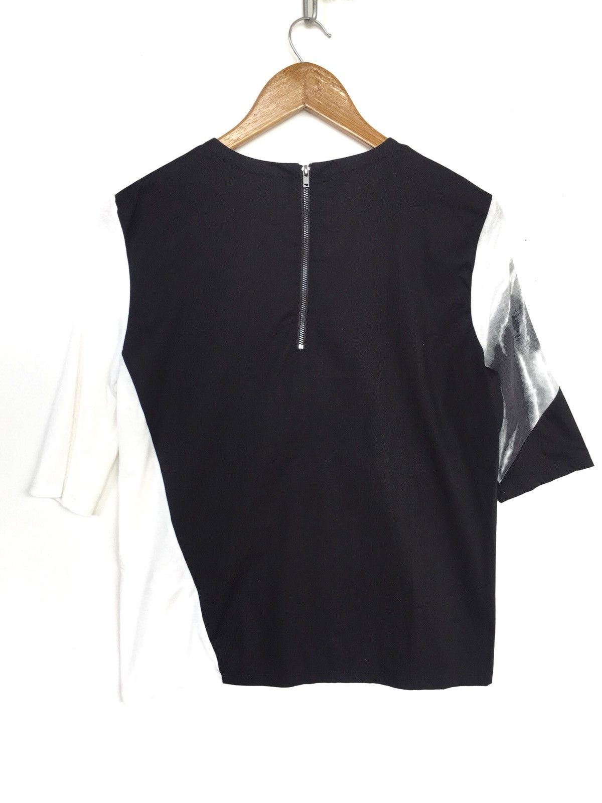 Helmut Lang STEAL🔥Helmut Lang Two Tones Back Zipper Shirt Size US S / EU 44-46 / 1 - 3 Thumbnail