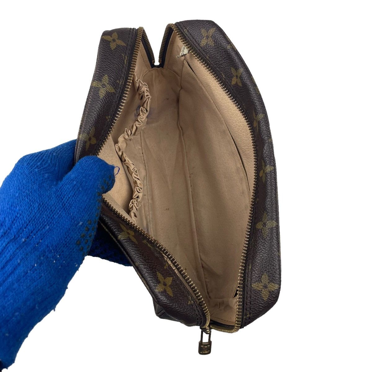 Louis Vuitton × Vintage 💥 Vintage LV Monogram Pouch Toiletry Clutch Bag Size ONE SIZE - 10 Thumbnail