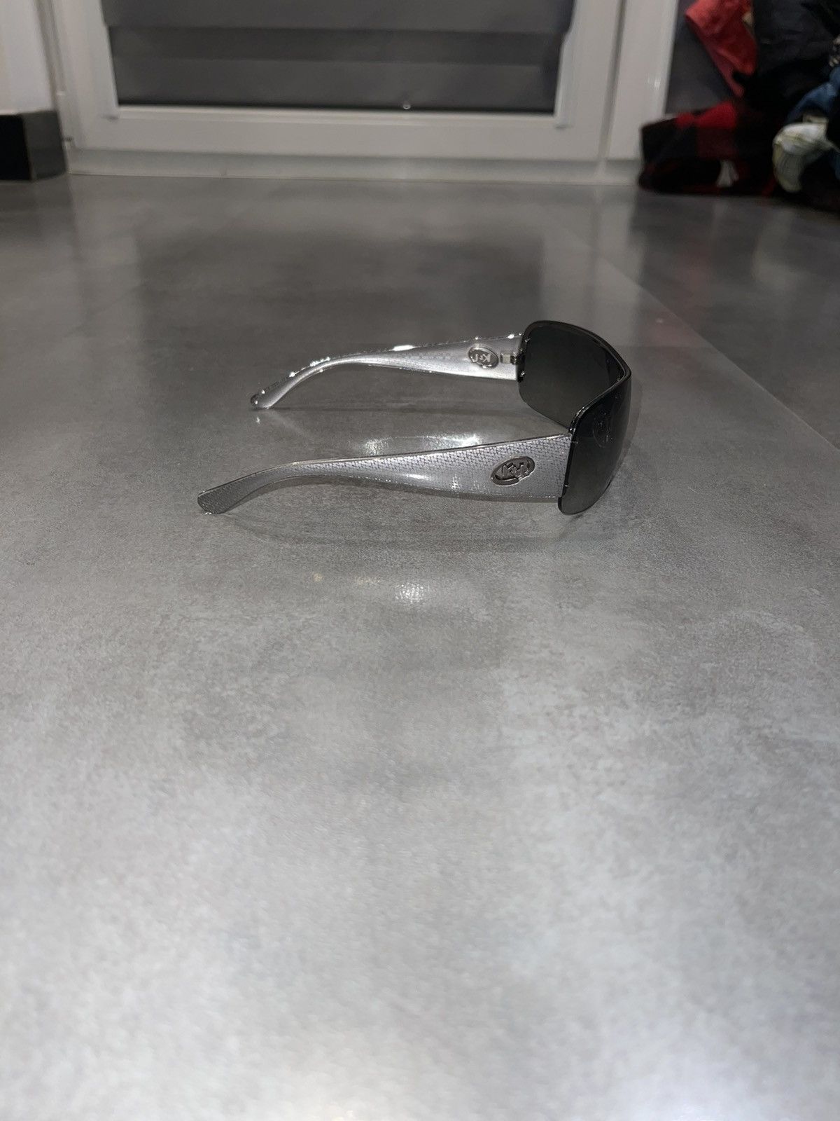 Other Killer Loop KL3206 102/11 Silver Shield Sunglasses Size ONE SIZE - 7 Thumbnail