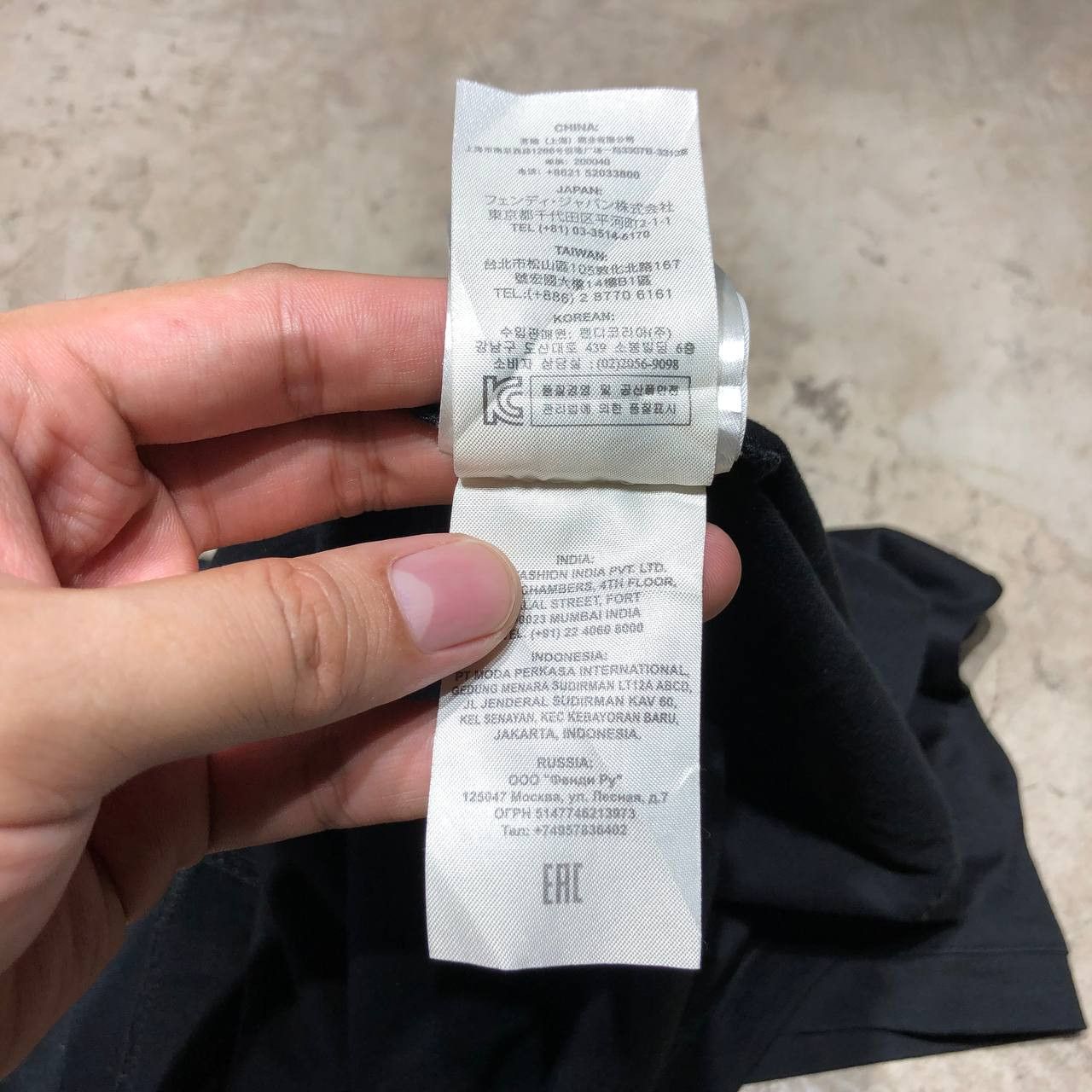 Fendi Fendi Fur lightbulb tee Size US S / EU 44-46 / 1 - 5 Thumbnail